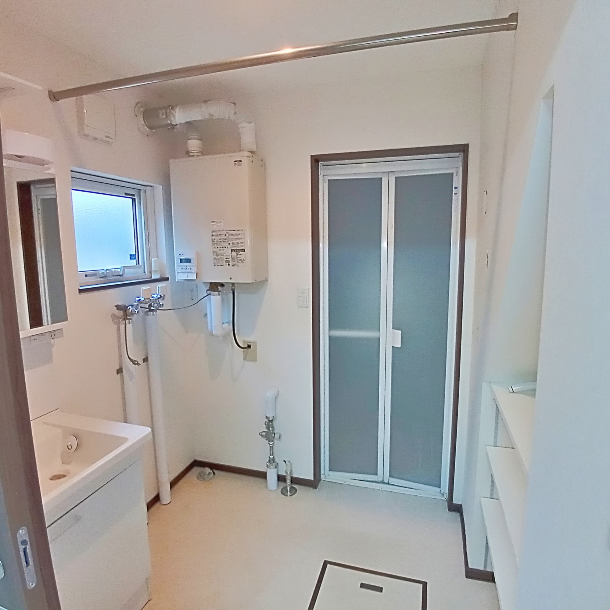 室蘭市東町4丁目6-13　中古住宅の脱衣所