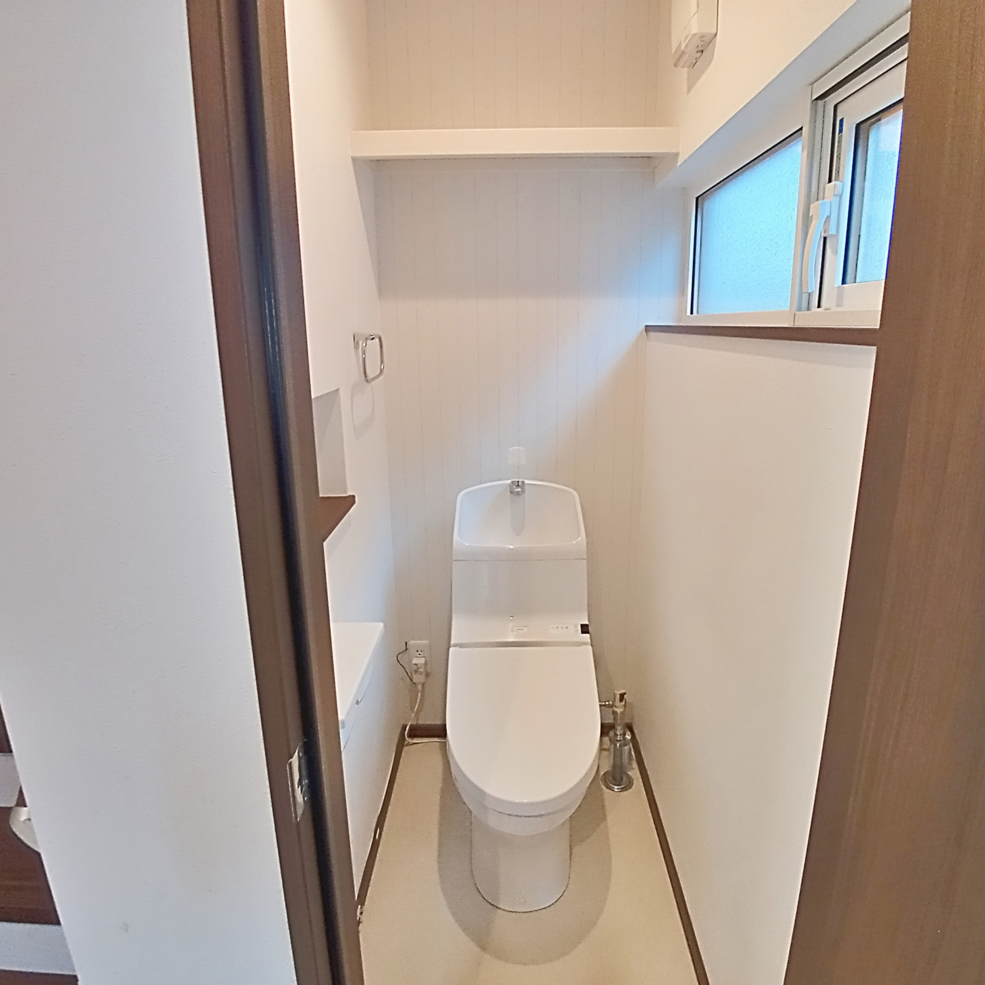室蘭市東町4丁目6-13　中古住宅のトイレ