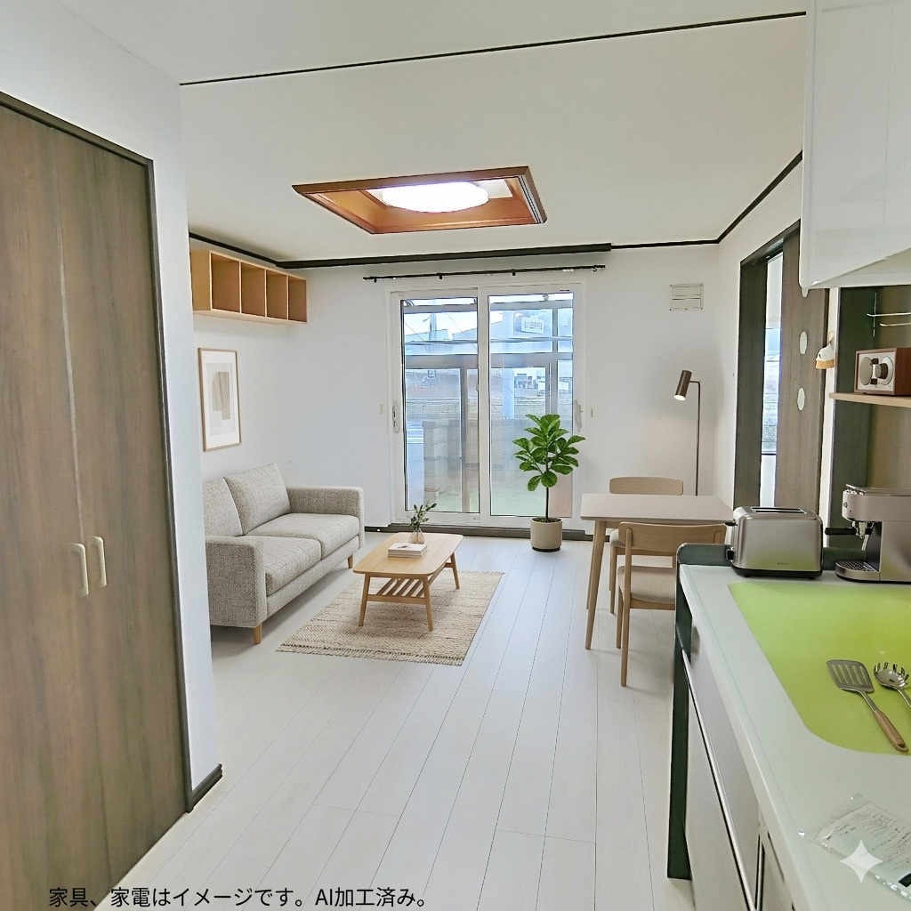室蘭市東町4丁目6-13　中古住宅の居間・リビング