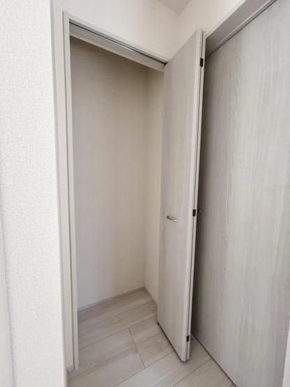 【廊下収納】