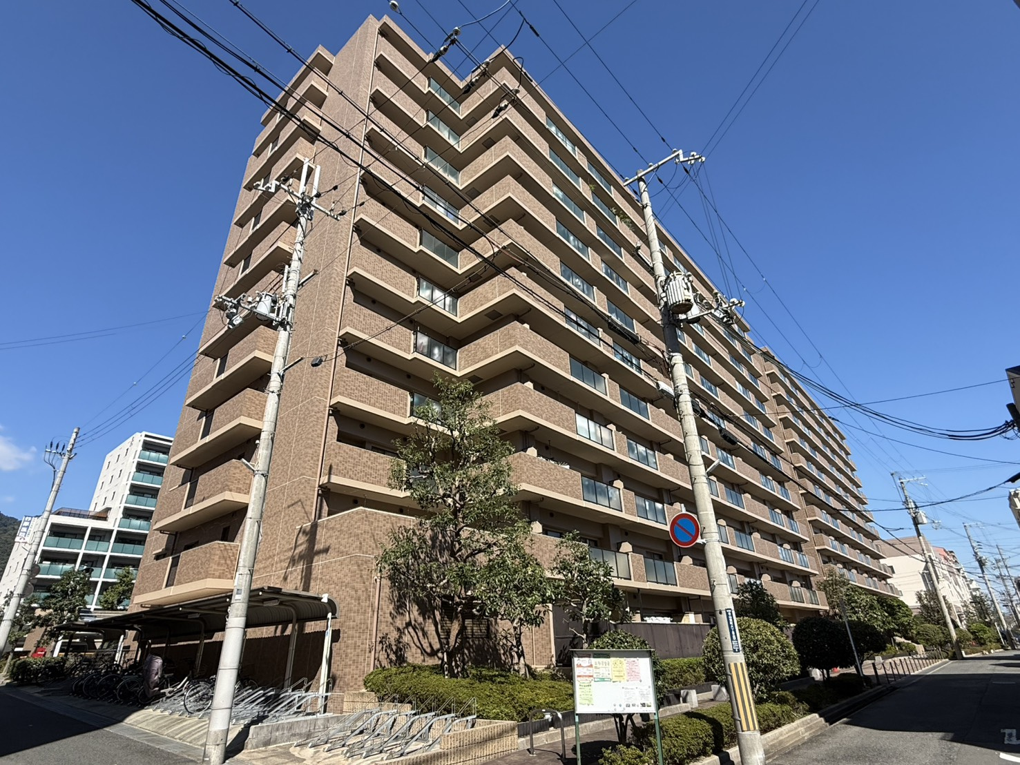 レピア・フェルティ本山の外観
