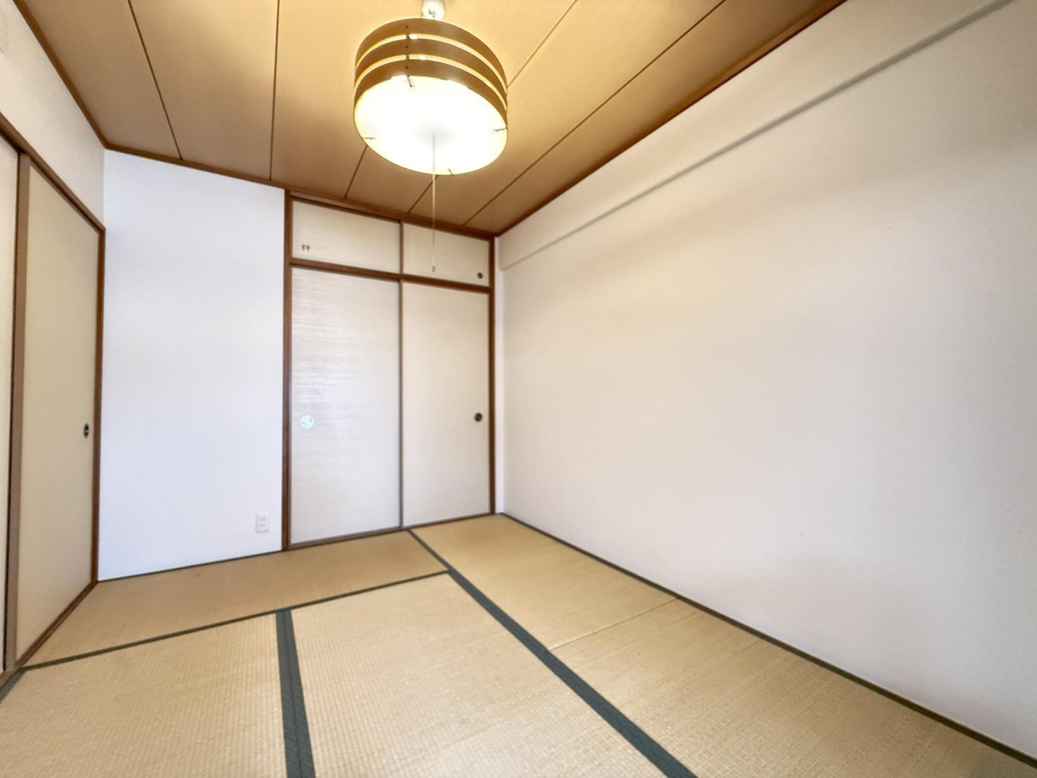 レピア・フェルティ本山の和室
