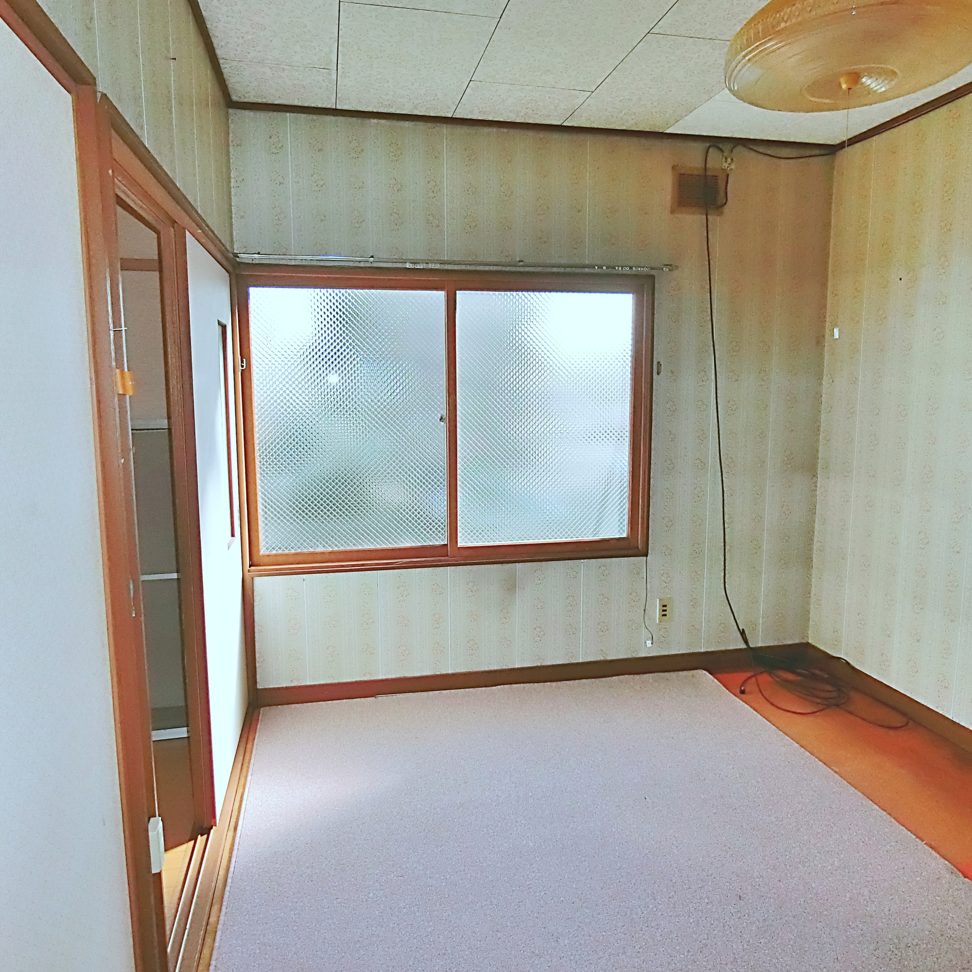 室蘭市東町2丁目19-12　店舗兼用中古住宅の洋室