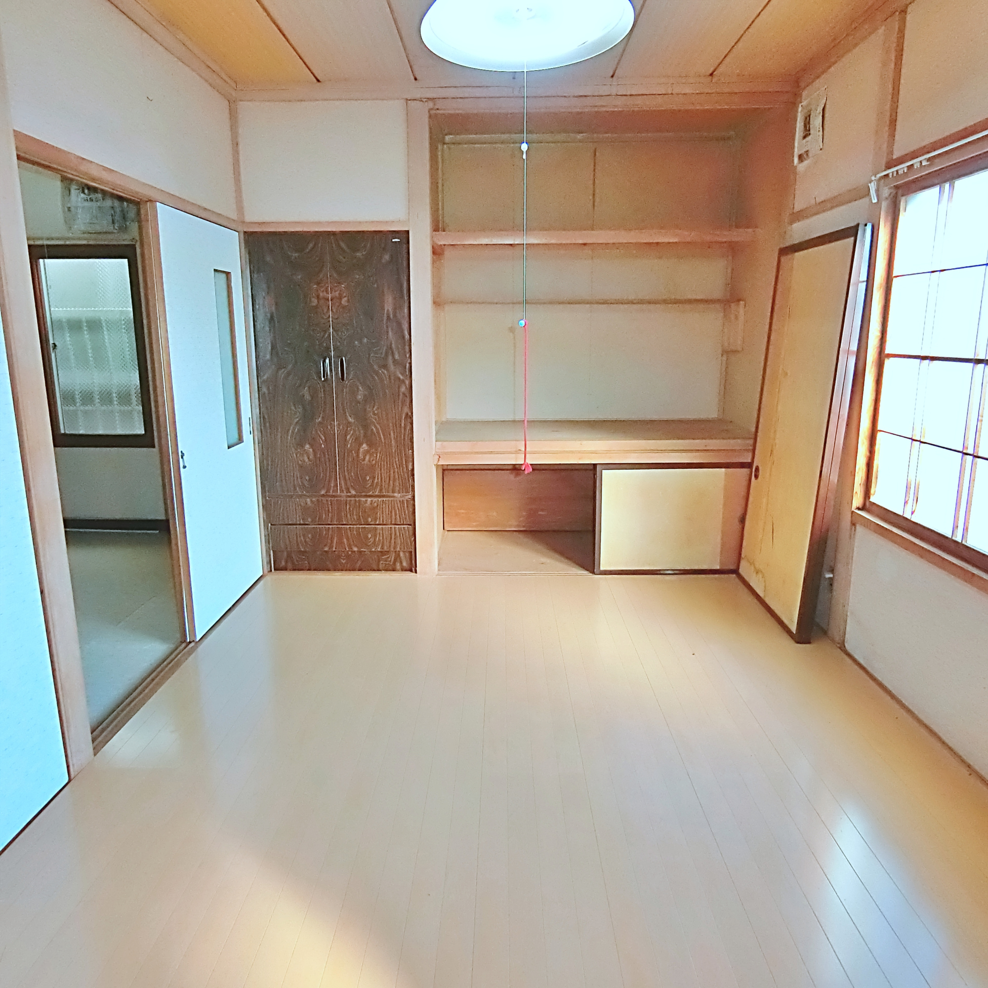 室蘭市東町2丁目19-12　店舗兼用中古住宅の洋室