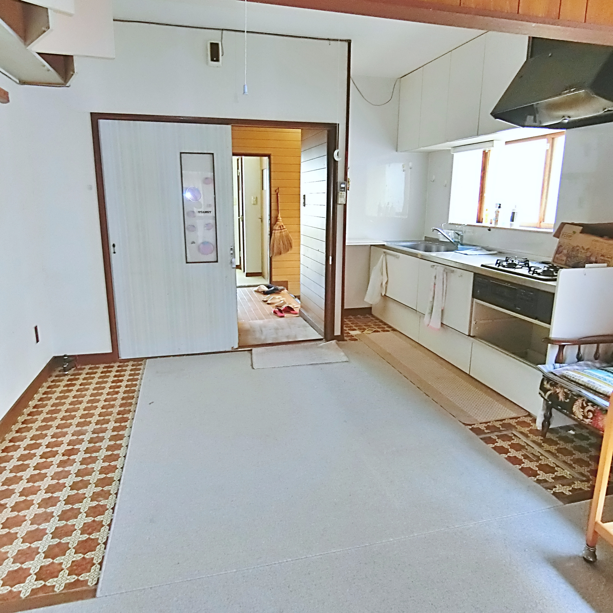 室蘭市東町2丁目19-12　店舗兼用中古住宅のキッチン