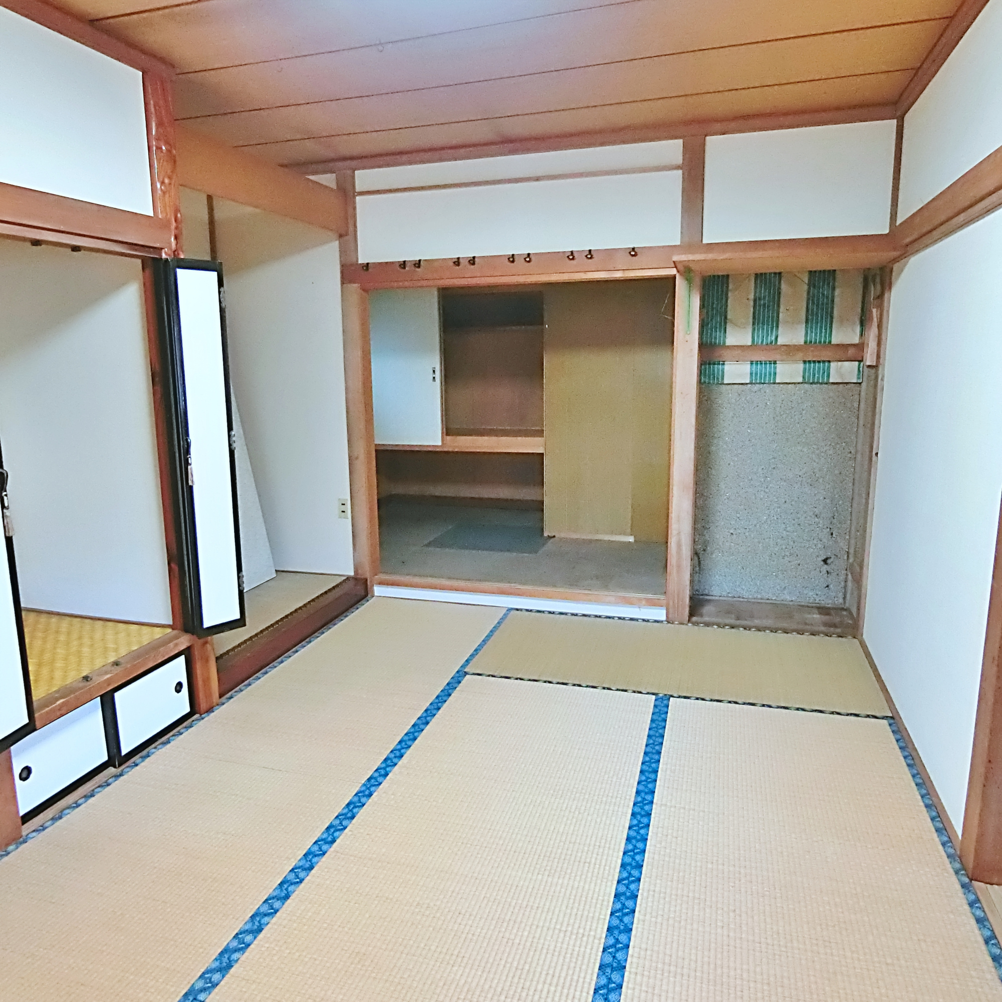 室蘭市東町2丁目19-12　店舗兼用中古住宅の和室