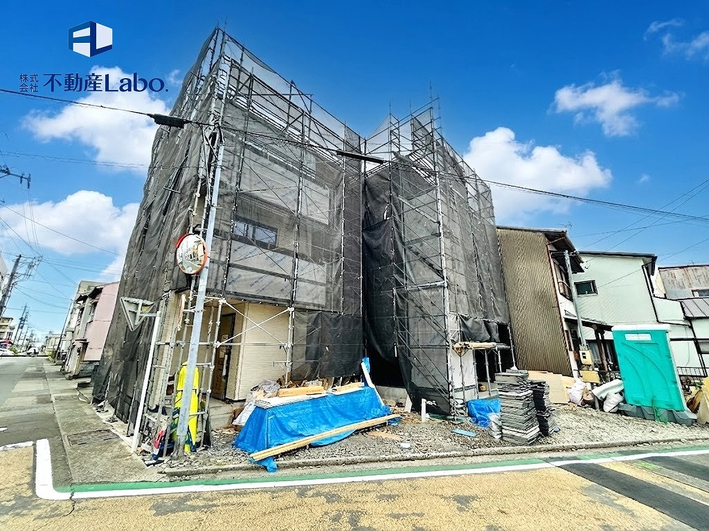 駿河区中原3期　新築分譲住宅　全2棟の外観|夢のマイホームが少しずつ形になっています♪
完成前だからこそ、現地確認がおすすめです♪