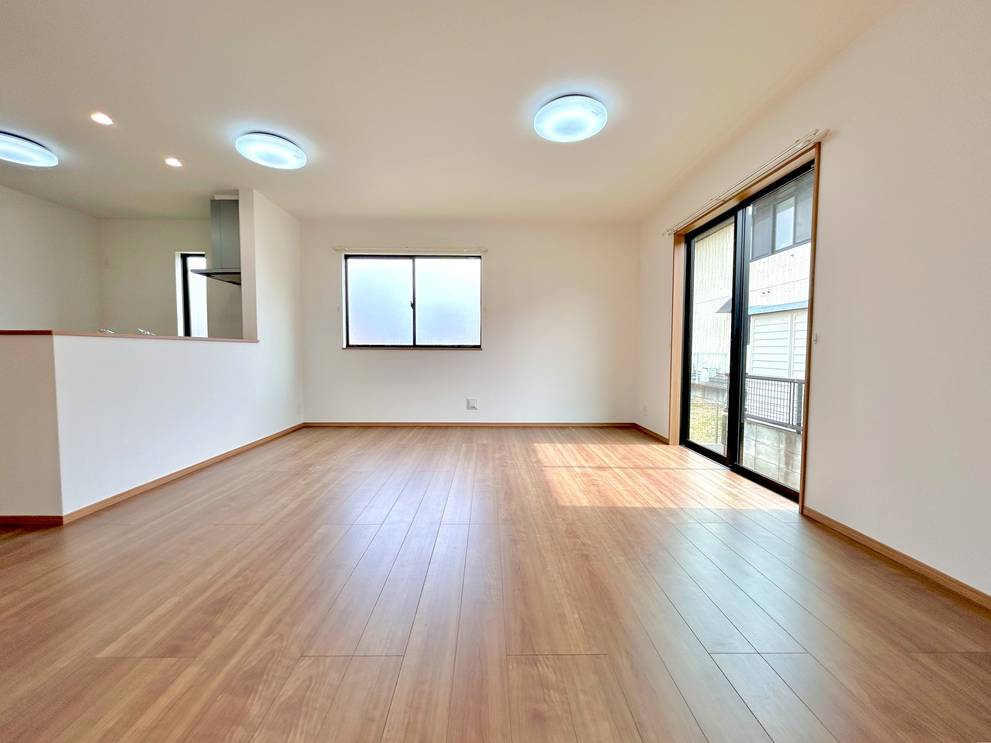 高崎市東貝沢2丁目　新築住宅全1棟の居間・リビング|同社施工例