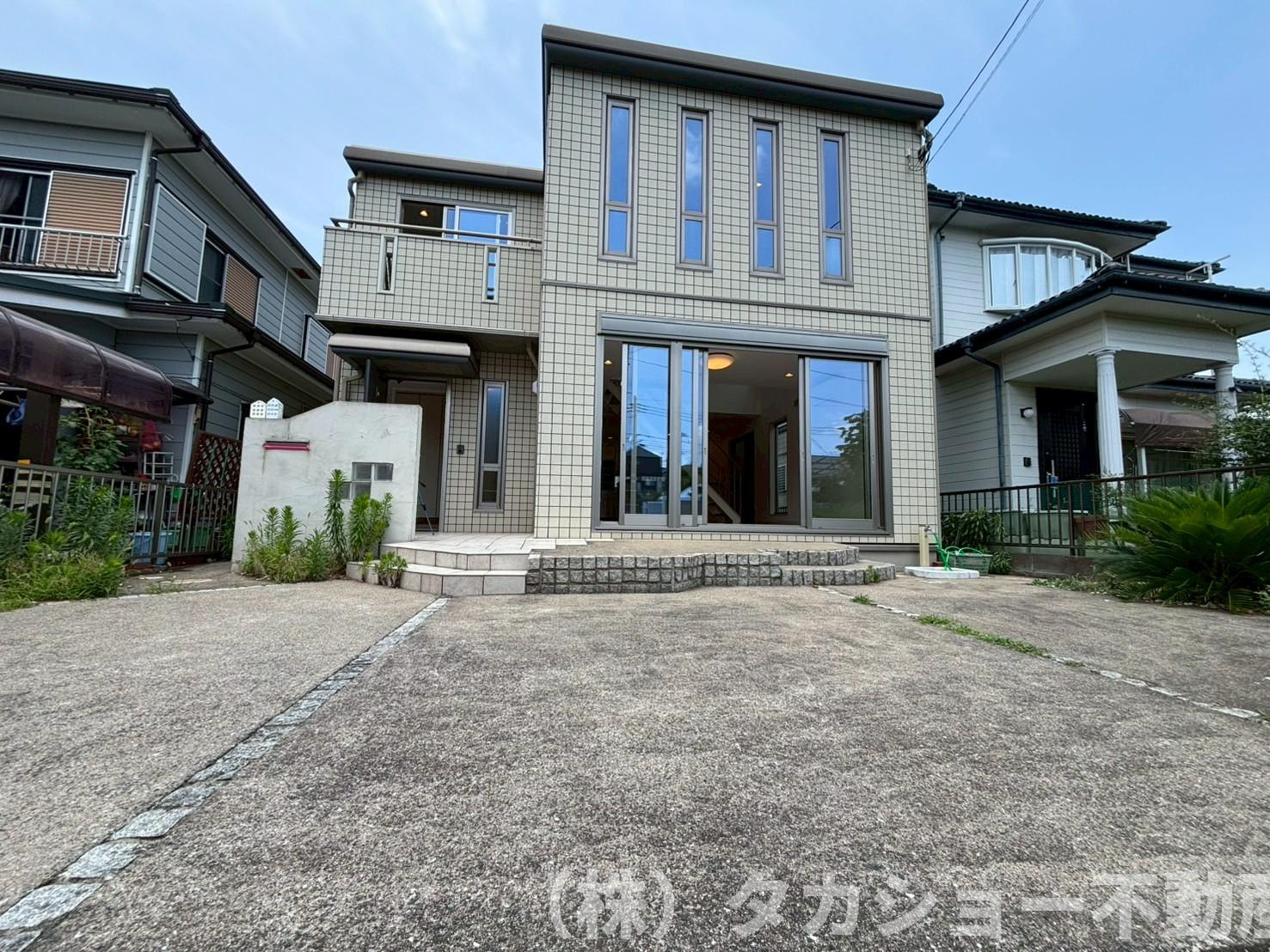 千葉市中央区生実町　中古戸建の外観
