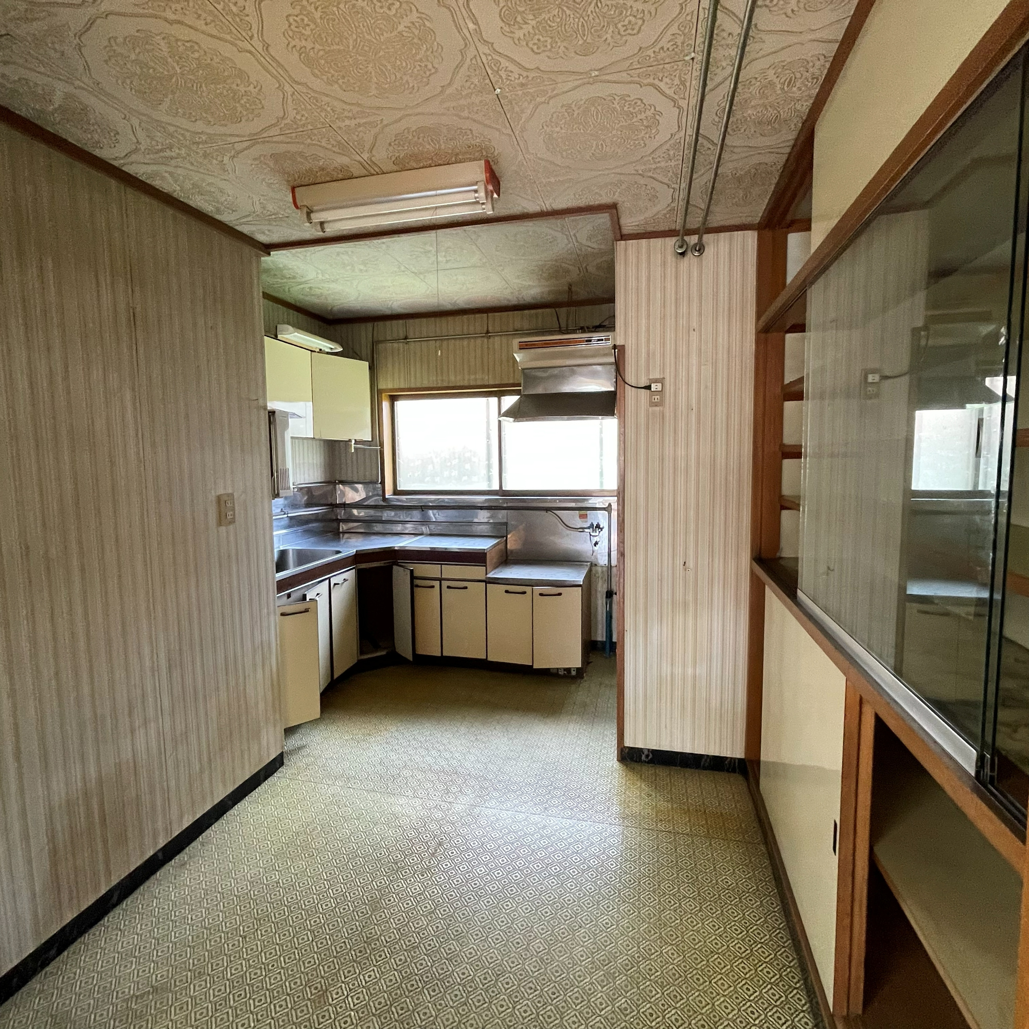 登別市栄町1丁目14-7　中古住宅のキッチン