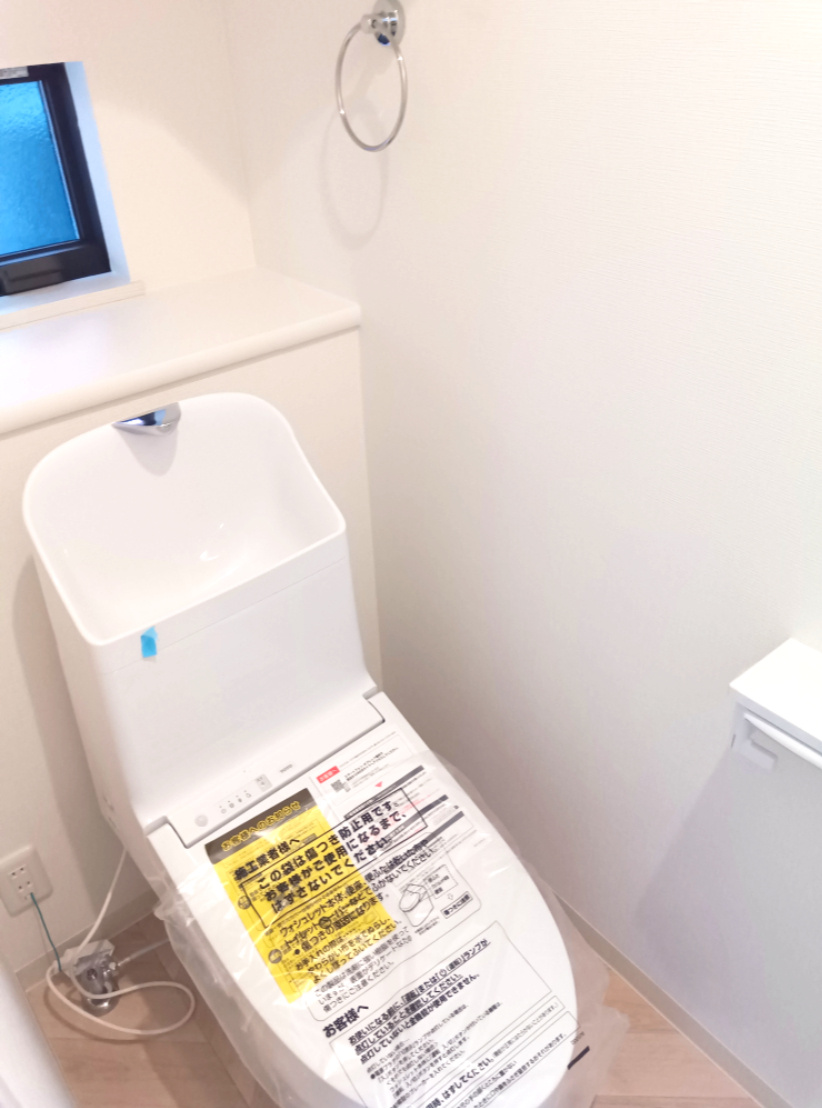 明石市大久保町江井島新築戸建のトイレ|1階のシンプルで使いやすいトイレです