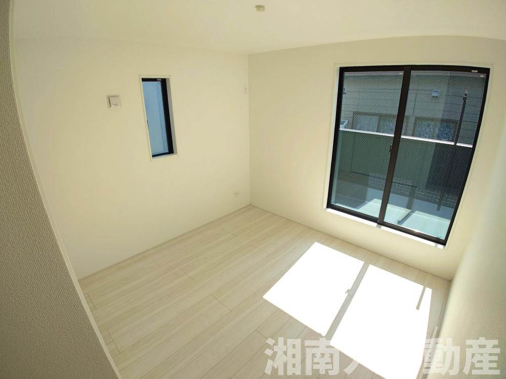 寒川町一之宮14期　新築戸建全6棟　の洋室|個人の部屋や寝室として使える洋室です