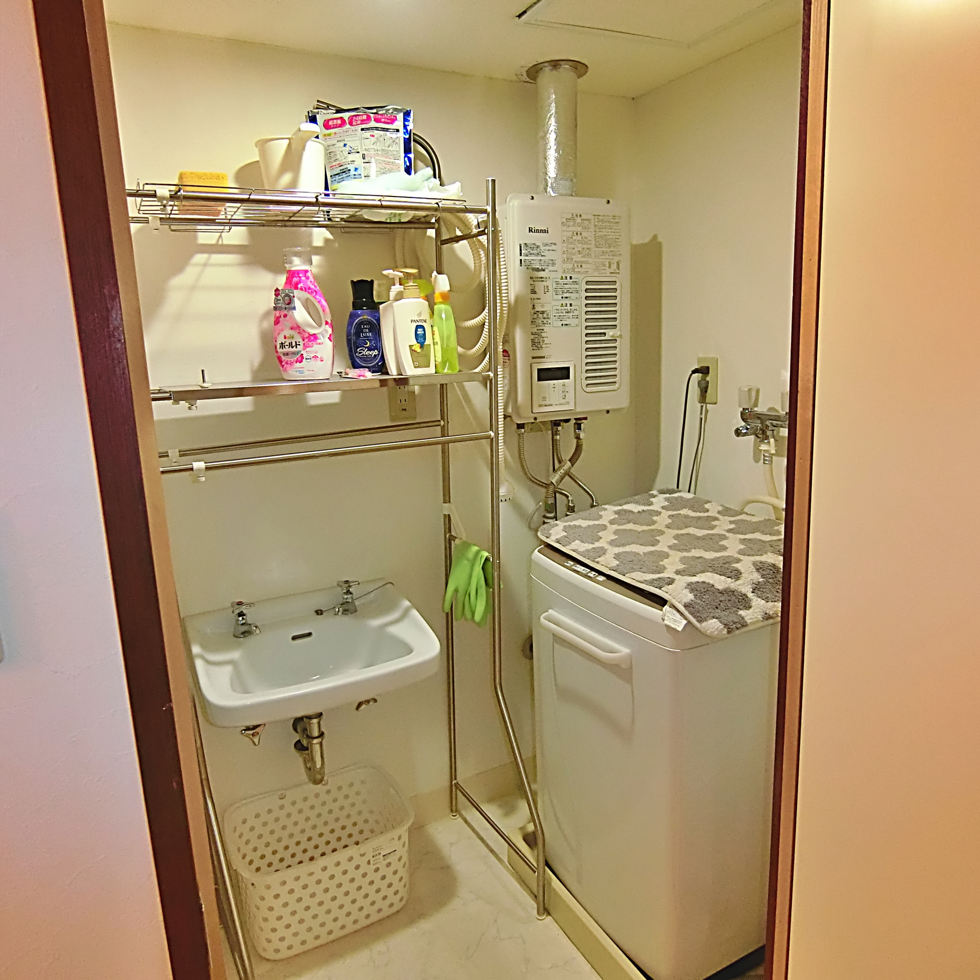 室蘭市中島町1丁目37-14　シャインポート6階の独立洗面台