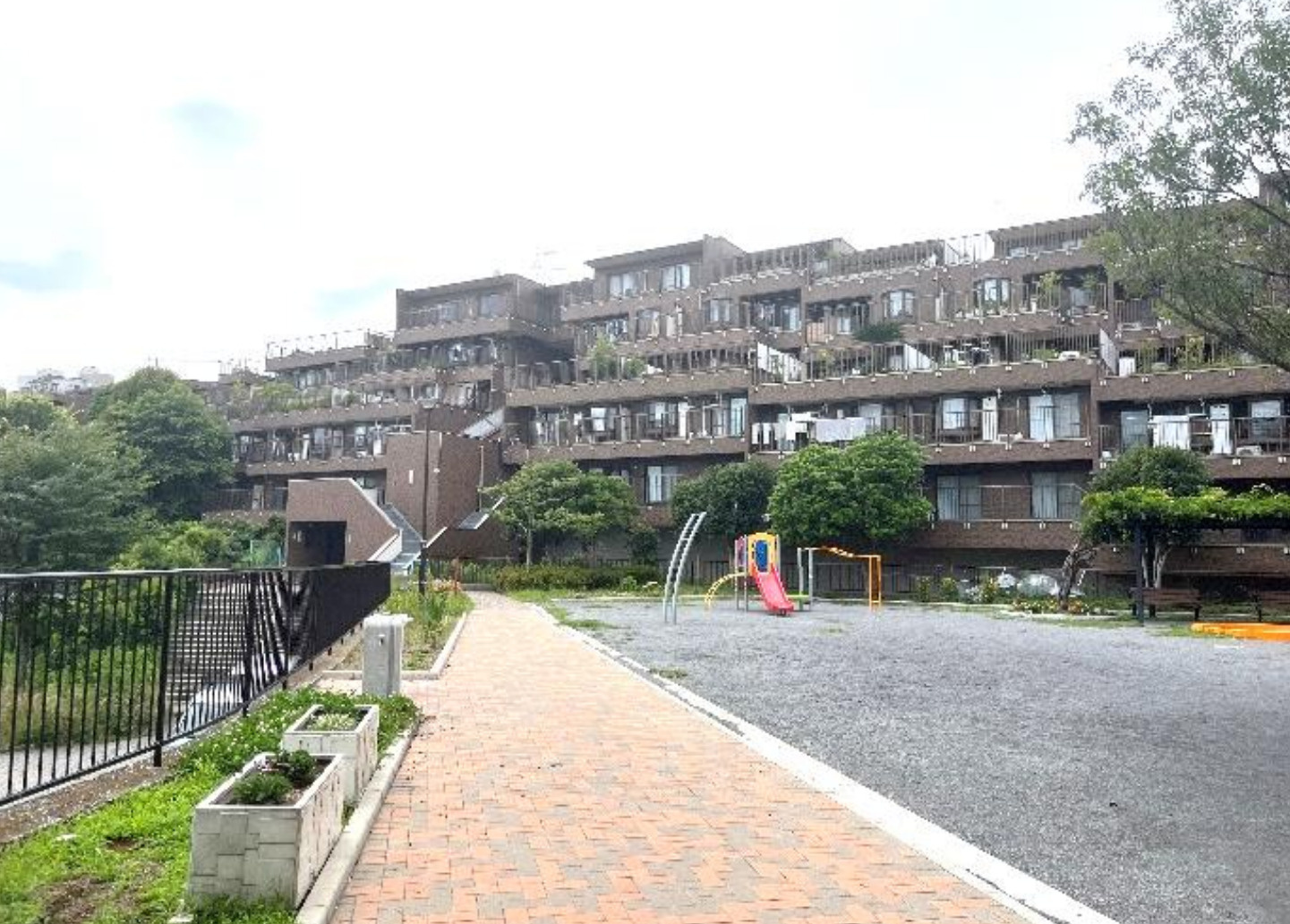 ナイスステージ湘南富岡【仲介手数料無料】の外観