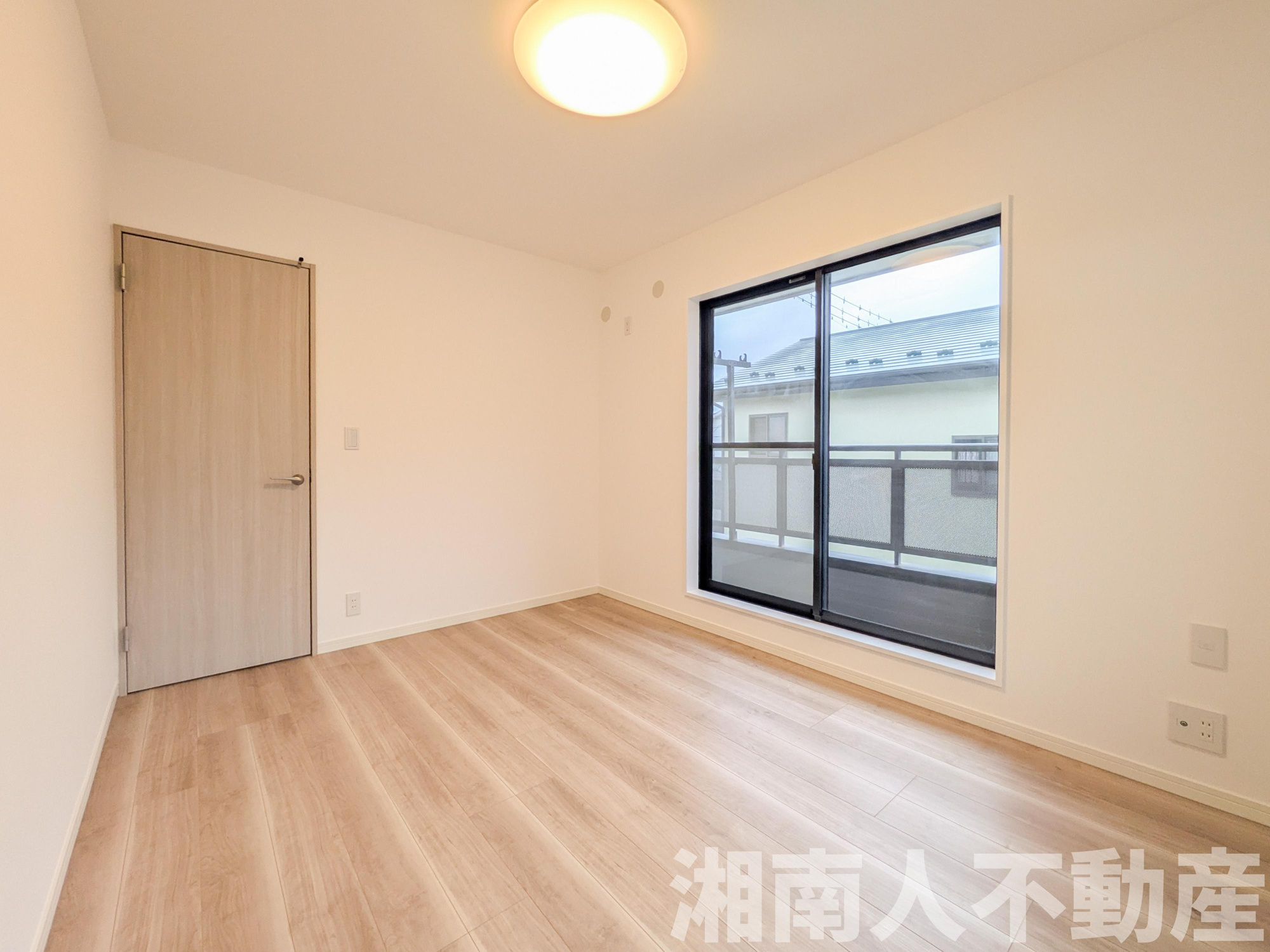 藤沢市本藤沢３丁目１９－１４戸建の洋室|ゆったりした洋室です