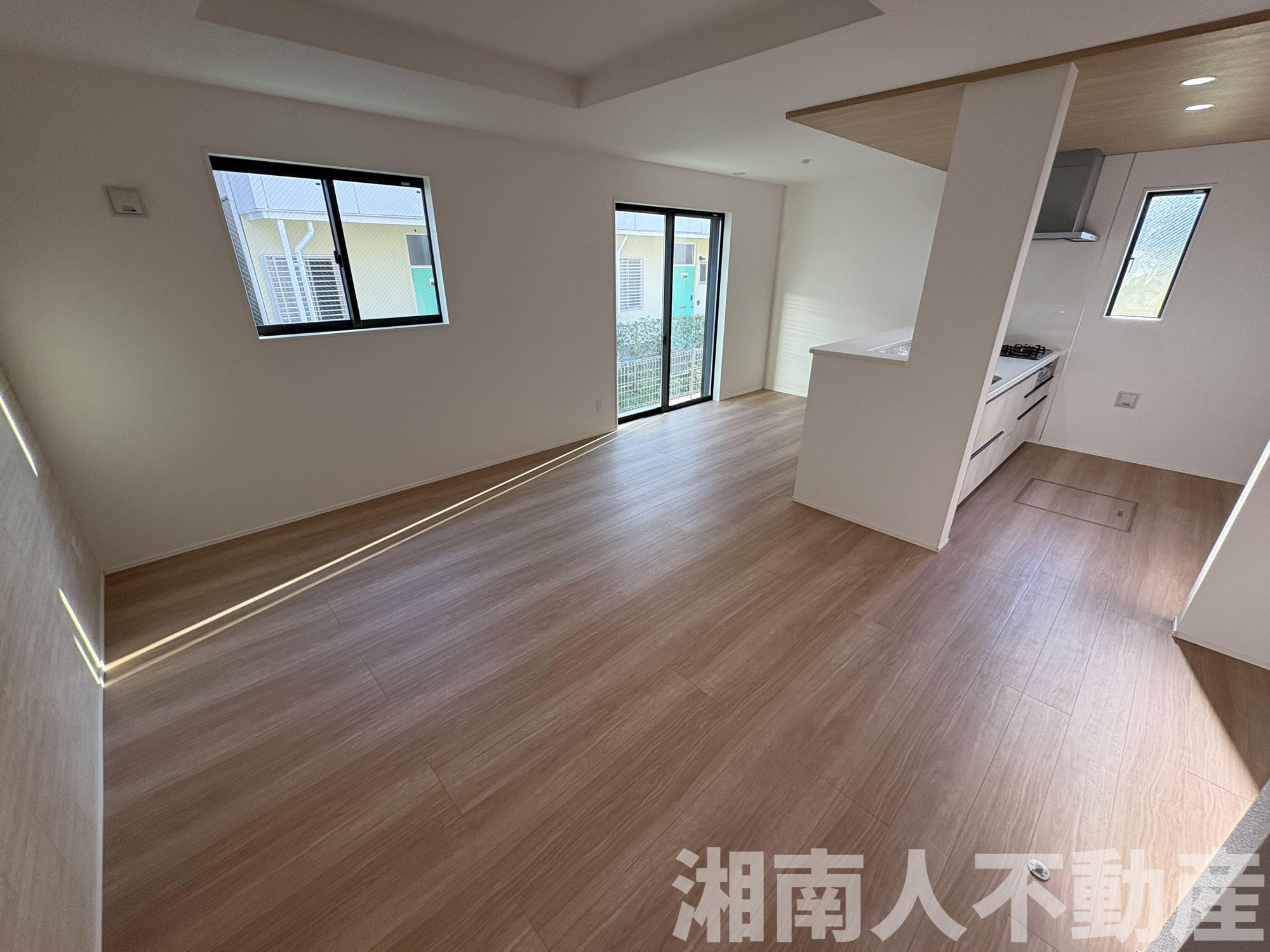 平塚市御殿４丁目１２８１－３１新築戸建ての居間・リビング|ゆったりとした居間です