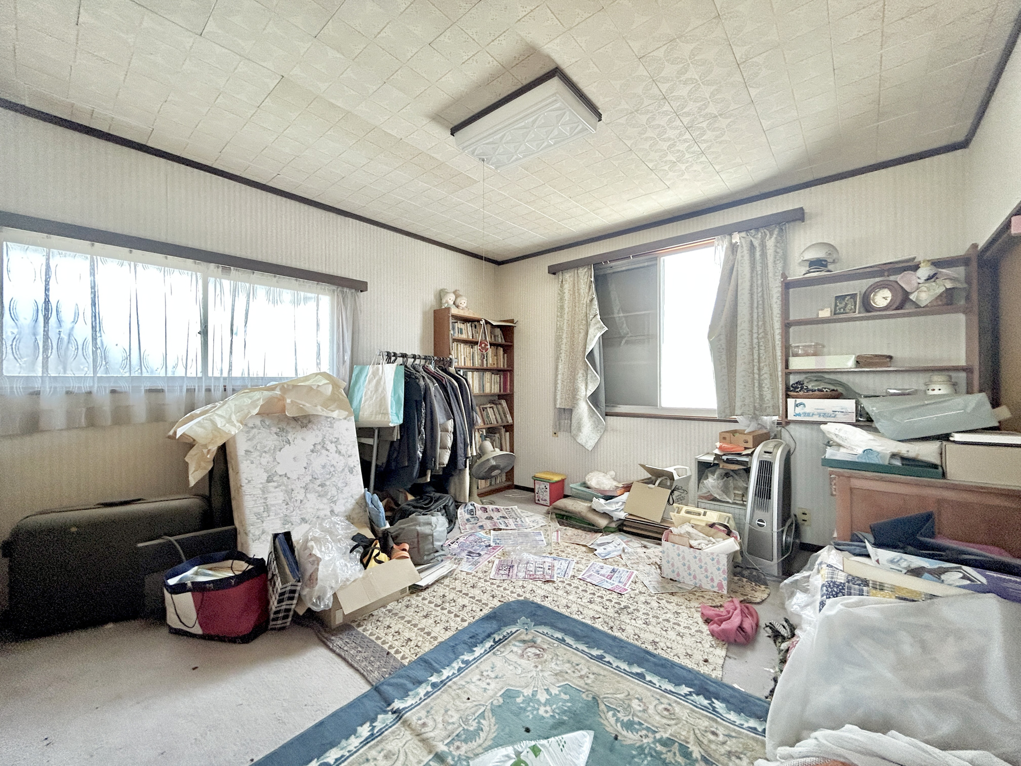 前橋市北代田町　　中古住宅の洋室|充分な広さと収納機能を備えた部屋はお子様の自発性と成長を促します。お子様の成長を支える、勉強や好きなことに没頭する学びの空間にどうぞ。
