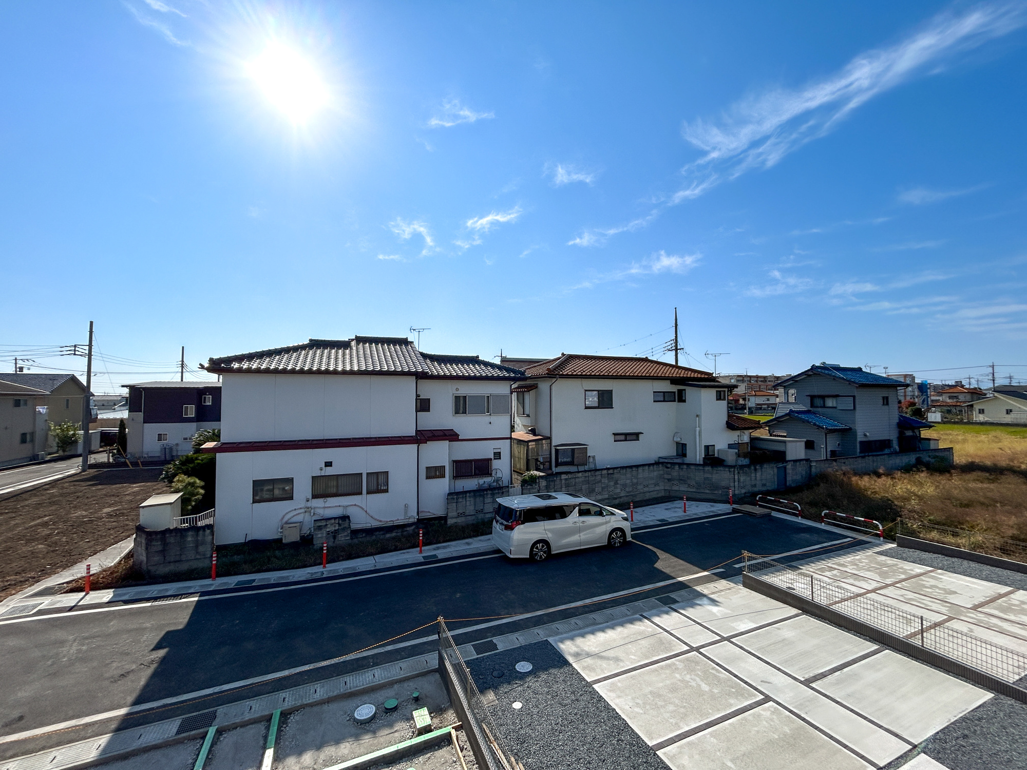 前橋市箱田町8期　新築住宅全3棟の展望|低層の一戸建てを中心とした街並みが整然と続き、周辺は高い建物が建っていないので、採光や開放性に恵まれ、空が広く緑の多い閑静な趣を感じる環境です。