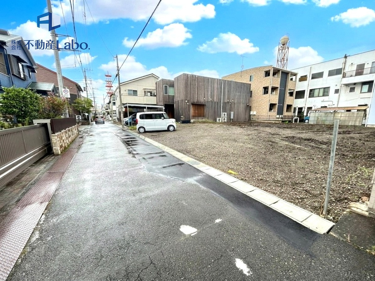 リーブルガーデン　沼津市高島本町　全2棟の前面道路含む現地写真