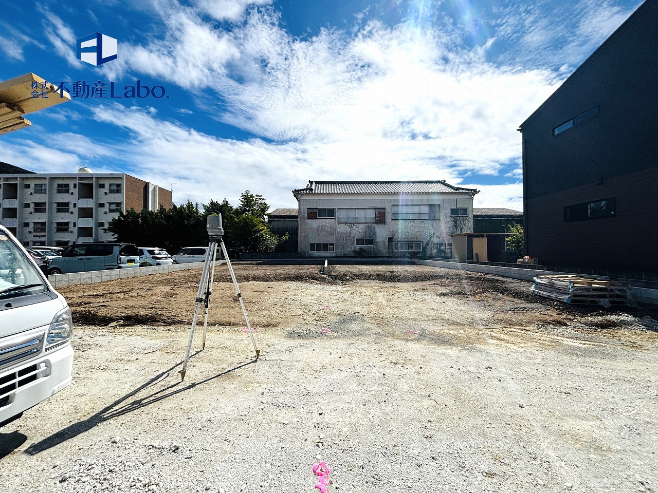 クレイドルガーデン　沼津市下香貫　第33　全2棟の前面道路含む現地写真