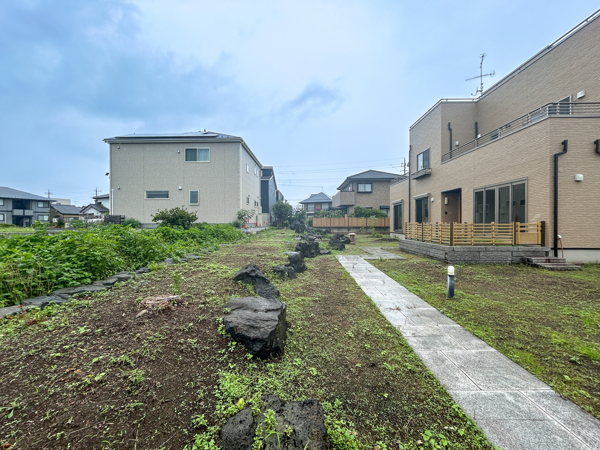 伊勢崎市連取本町　中古物件の庭|お庭での家庭菜園・ガーデニングを通じて、お子様と一緒に育てていくと、思い出も増えていきそうですね♪