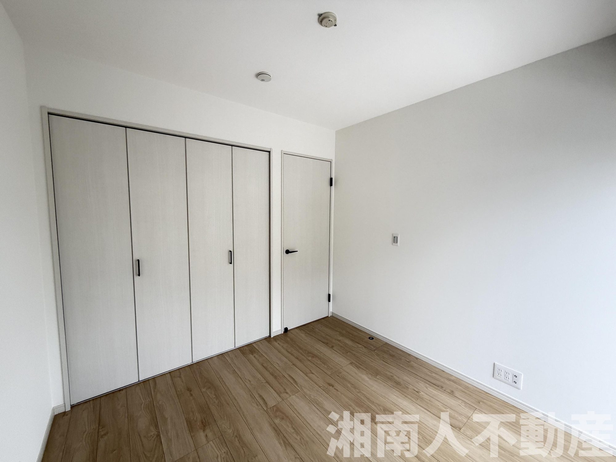 藤沢市用田２２００－３戸建ての洋室|落ち着いた色調の洋室です