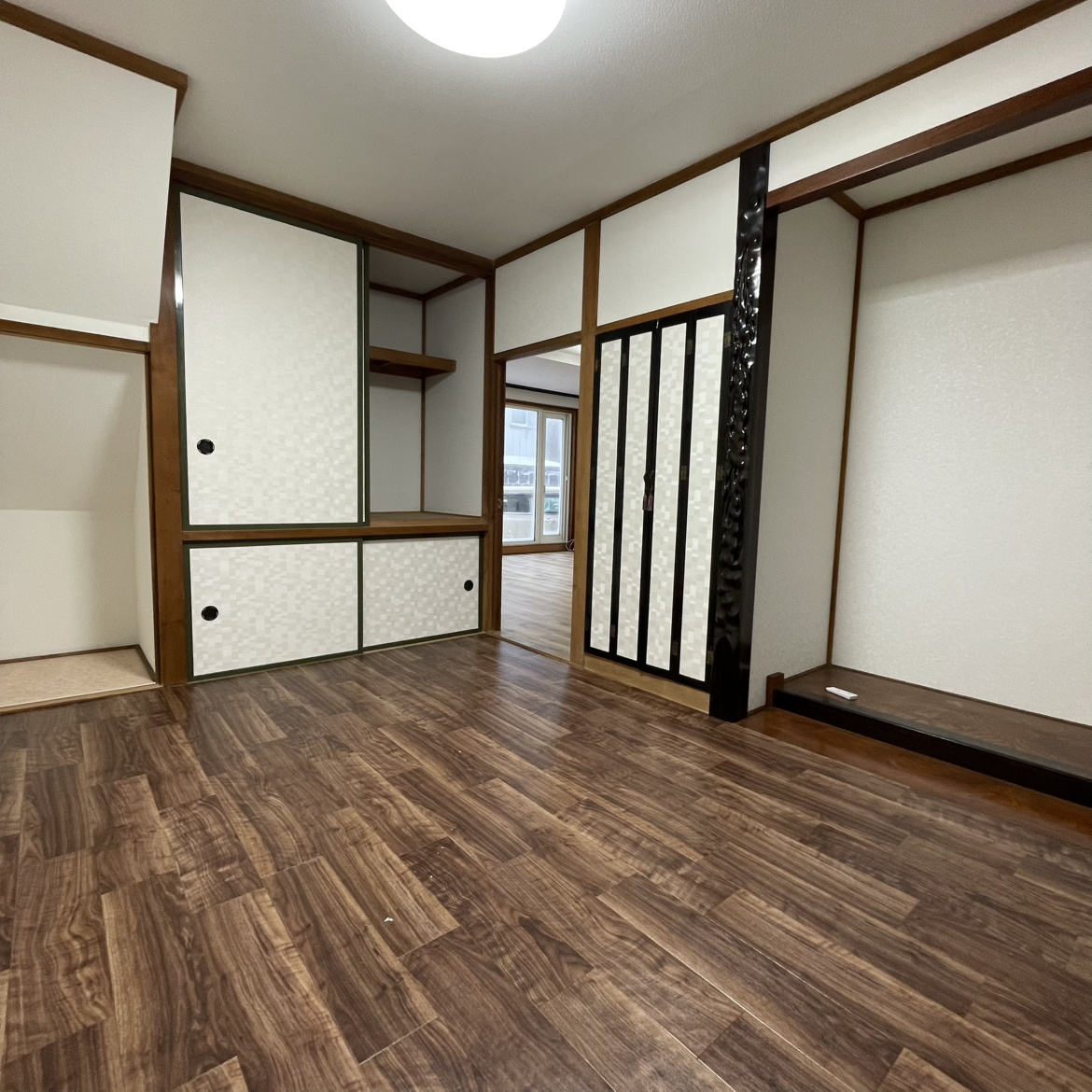 室蘭市小橋内町1丁目21-7,210，211　収益戸建　の洋室