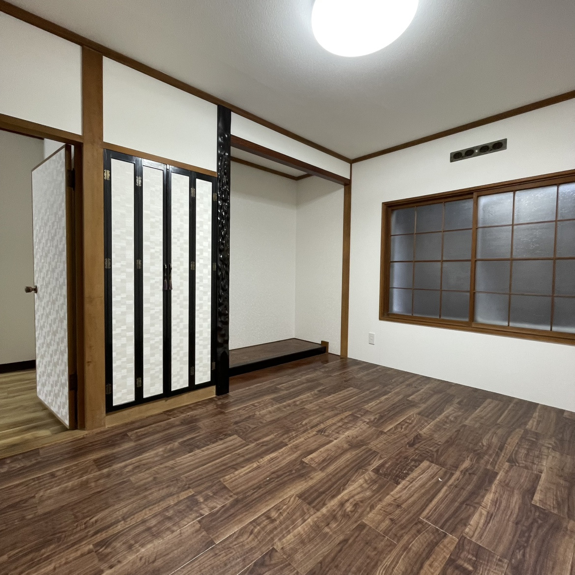 室蘭市小橋内町1丁目21-7,210，211　収益戸建　の洋室