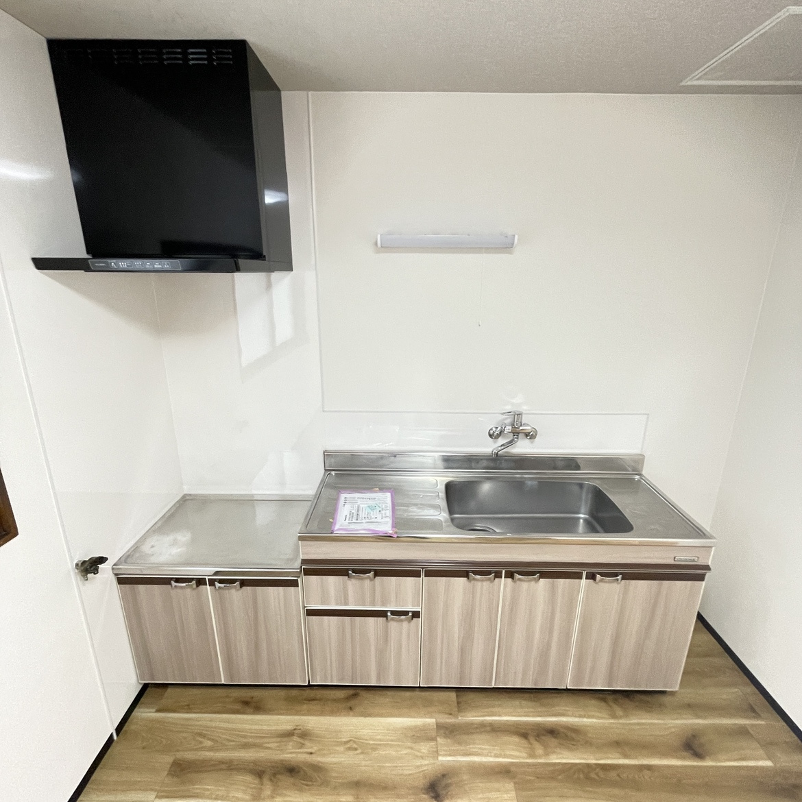 室蘭市小橋内町1丁目21-7,210，211　収益戸建　のキッチン