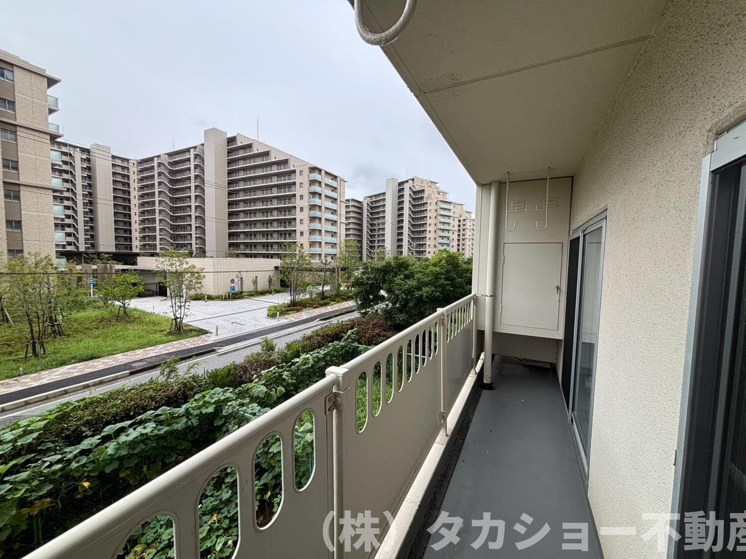 東建検見川マンションB棟のバルコニー