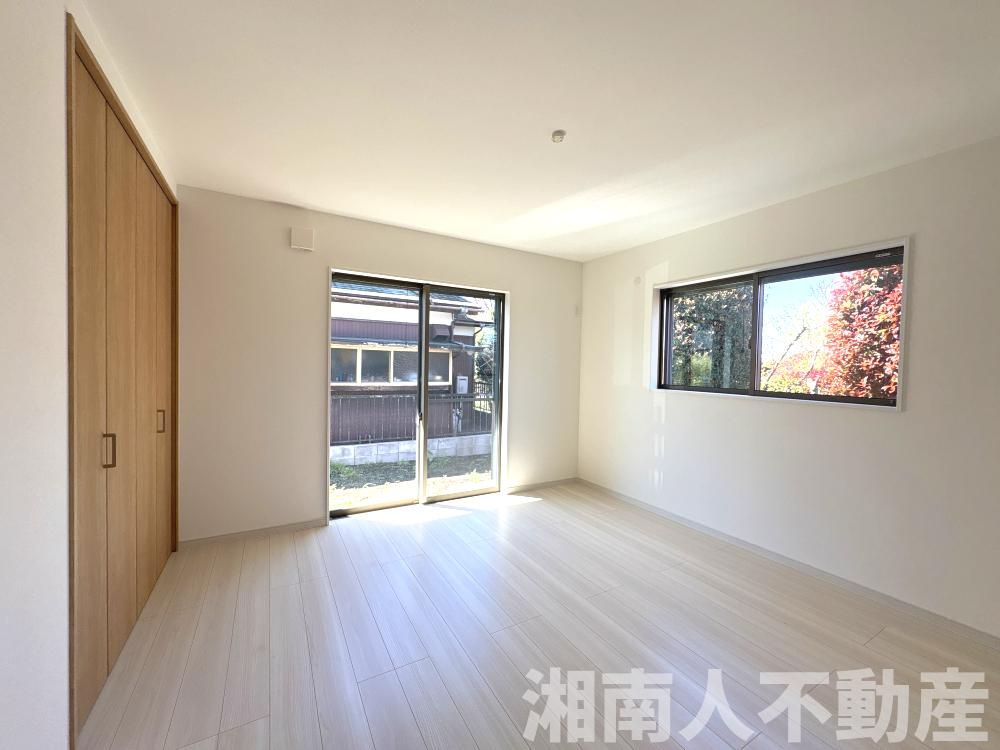 茅ヶ崎市堤　新築戸建の洋室|広々とした洋室です