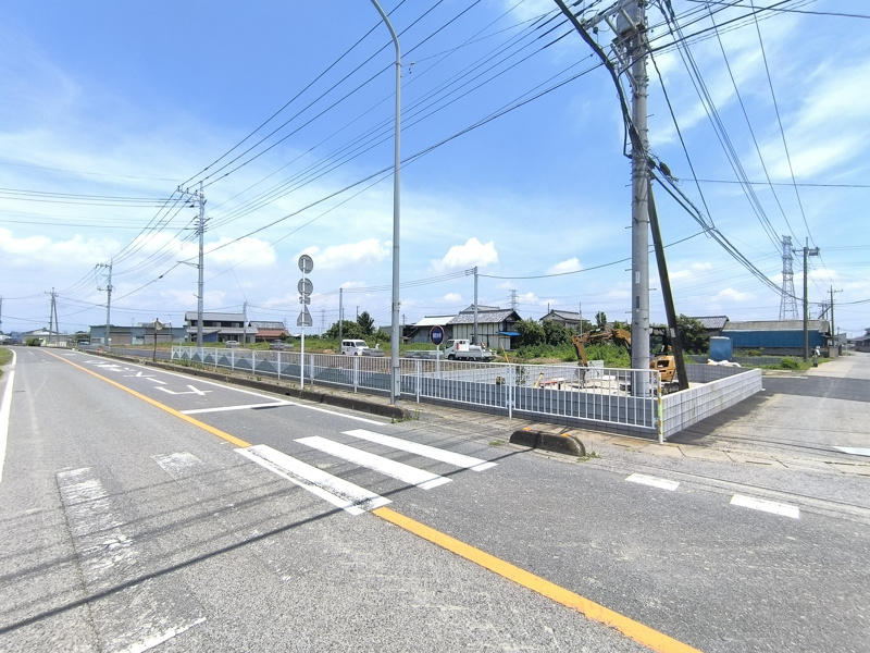 【前面道路】西側10.7ｍ道路