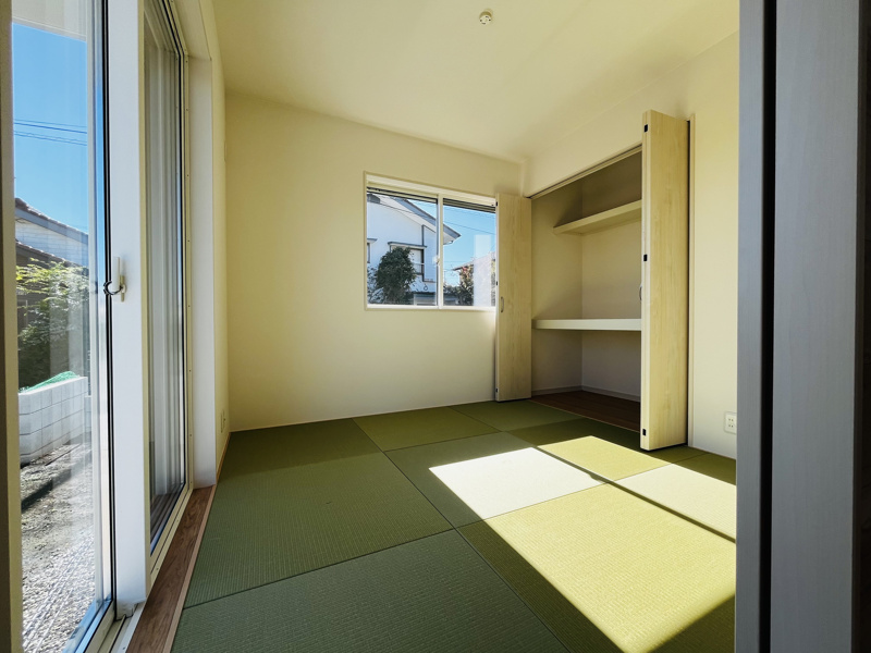 【みどり市笠懸町阿左美10区画　10号棟　和室　】