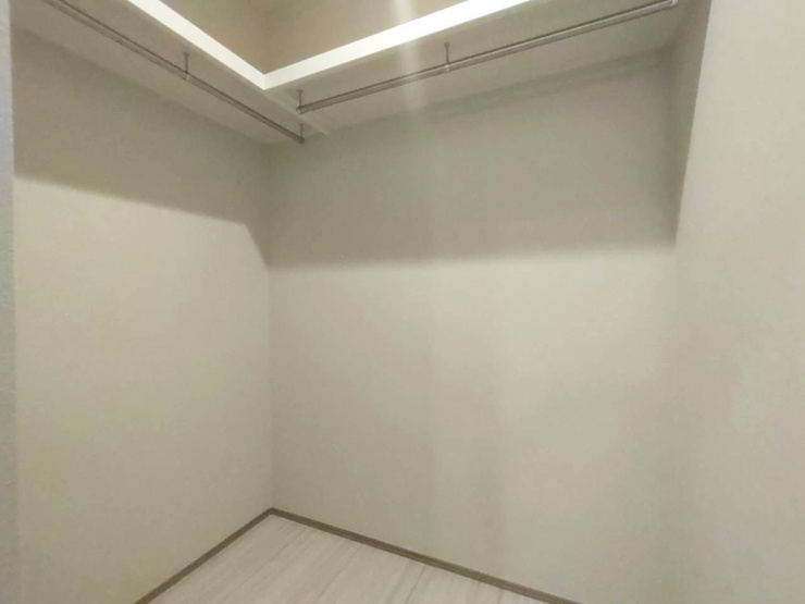 【深谷市常盤町　ウォークインクローゼット】