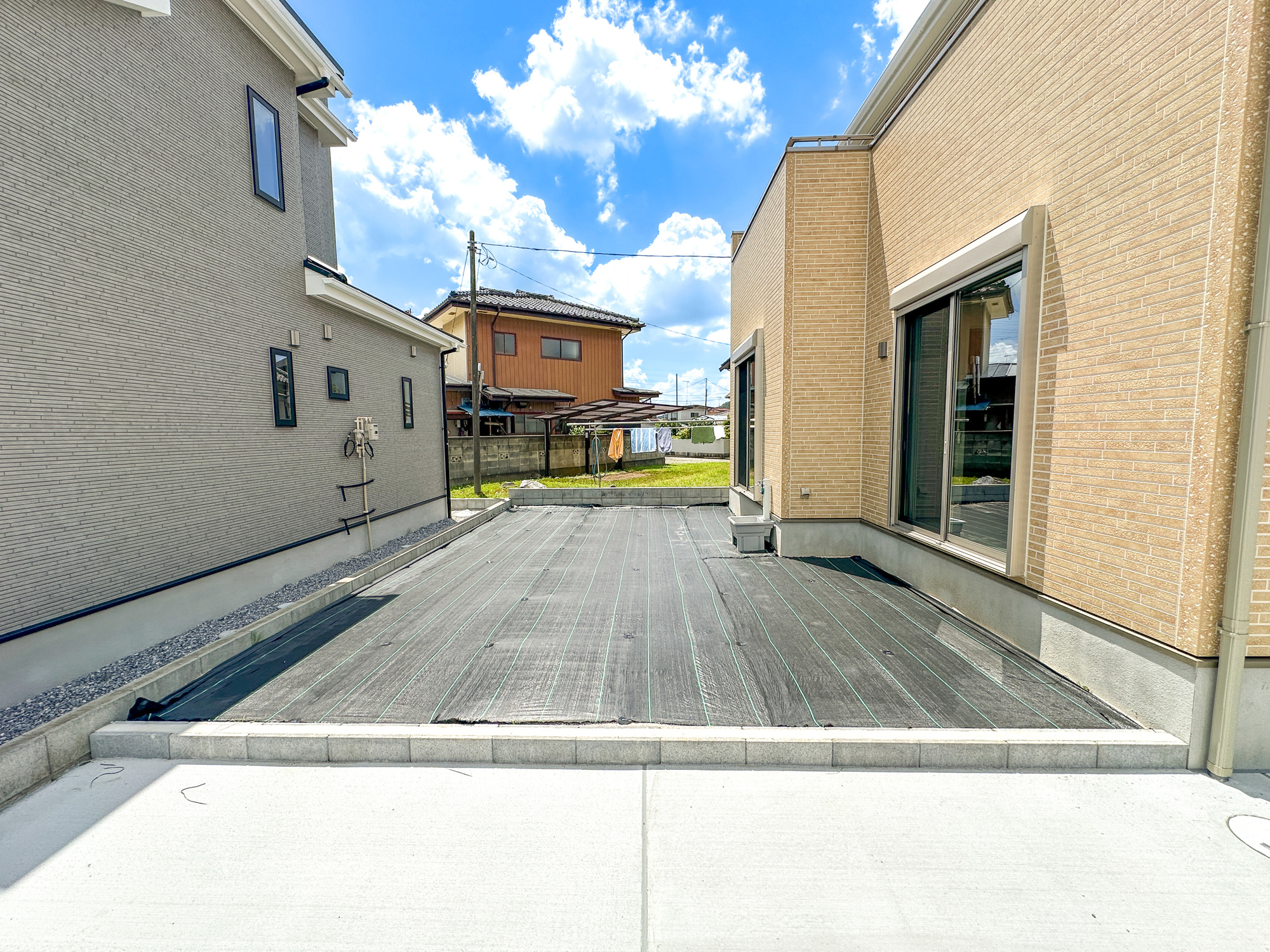 佐野市富士見町の新築一戸建の庭|お庭での家庭菜園・ガーデニングを通じて、お子様と一緒に育てていくと、思い出も増えていきそうですね♪