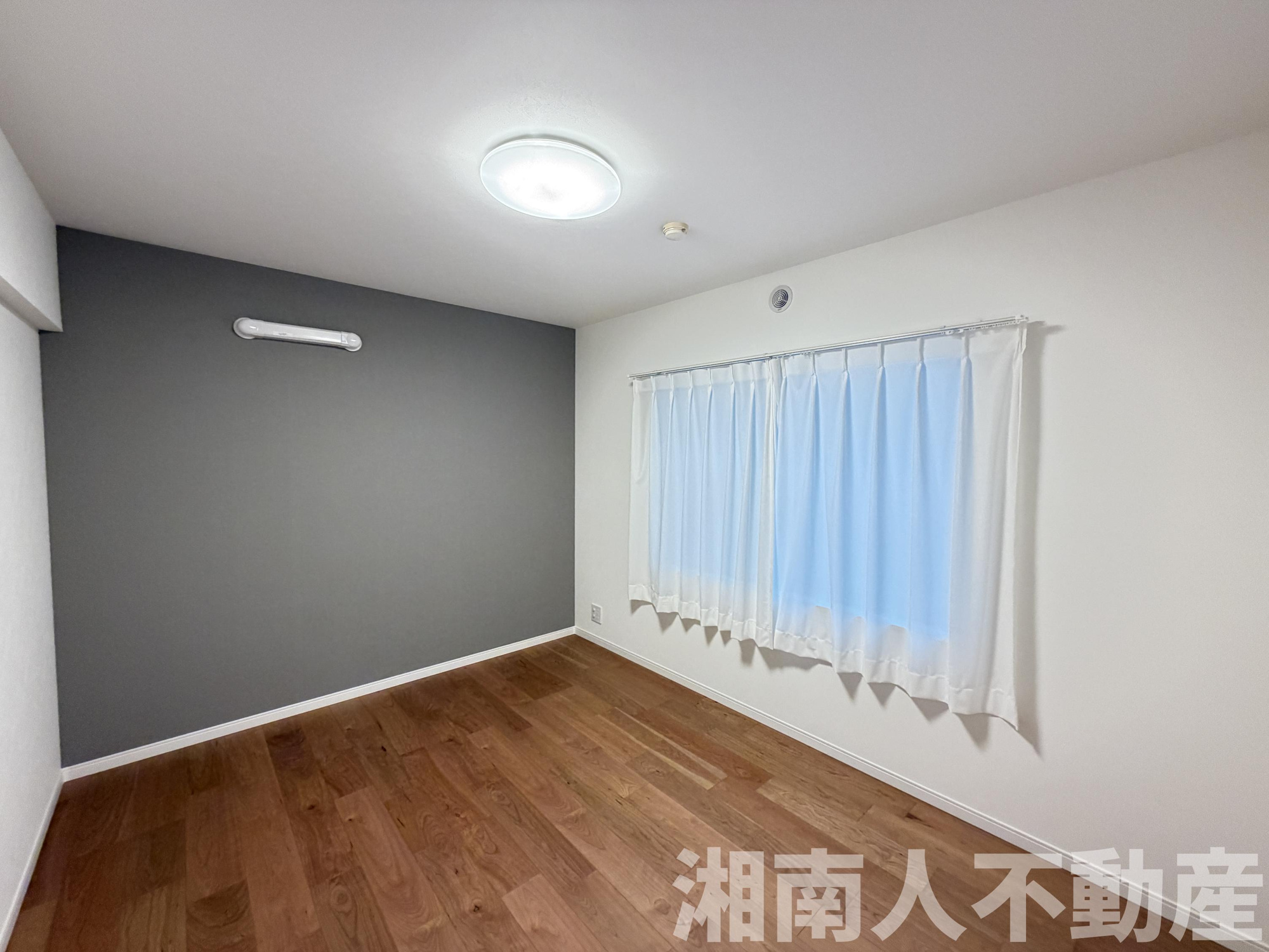 トーア由比ヶ浜マンションの洋室|広々とした洋室です