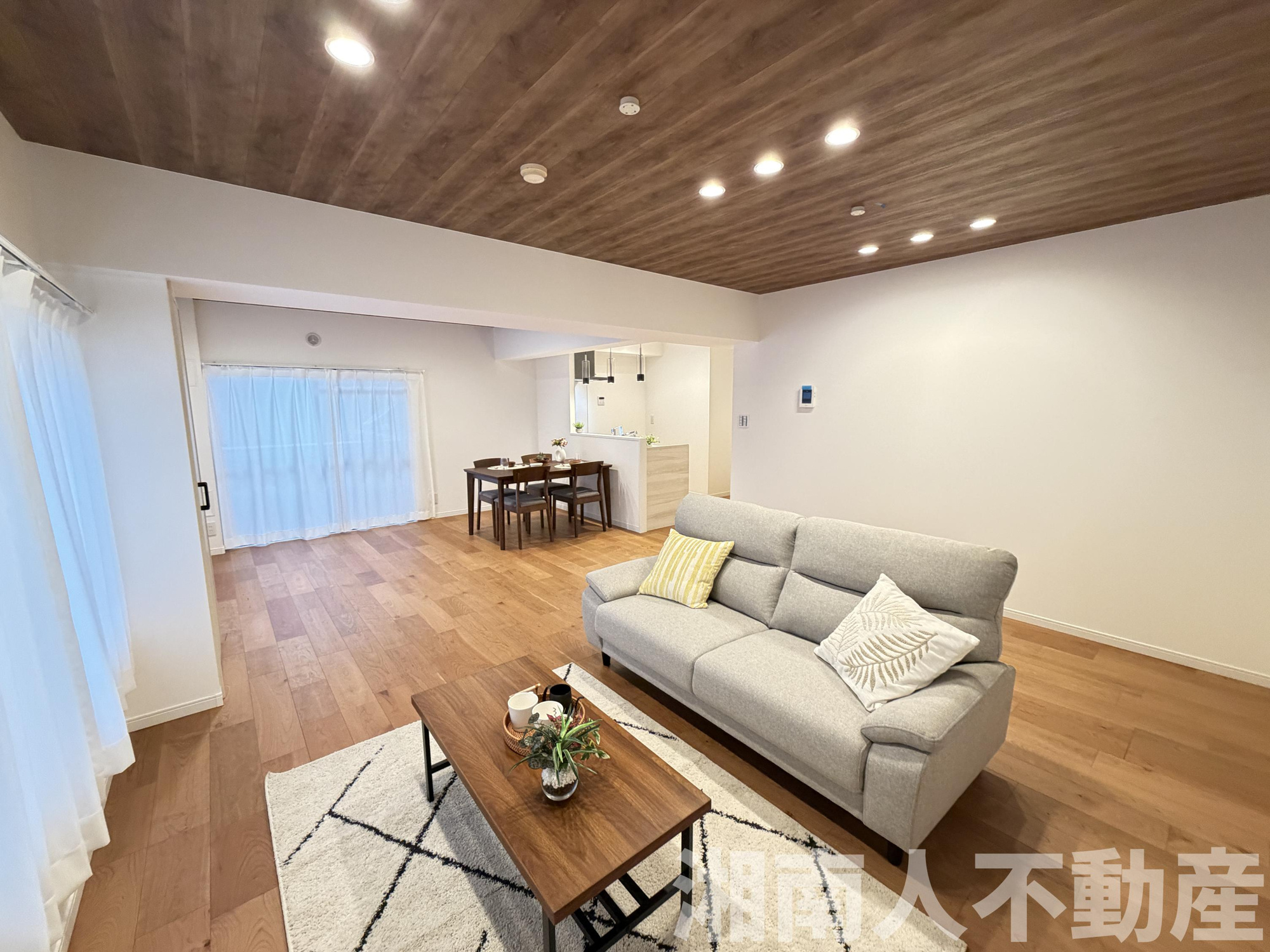 トーア由比ヶ浜マンションの居間・リビング|リビングです