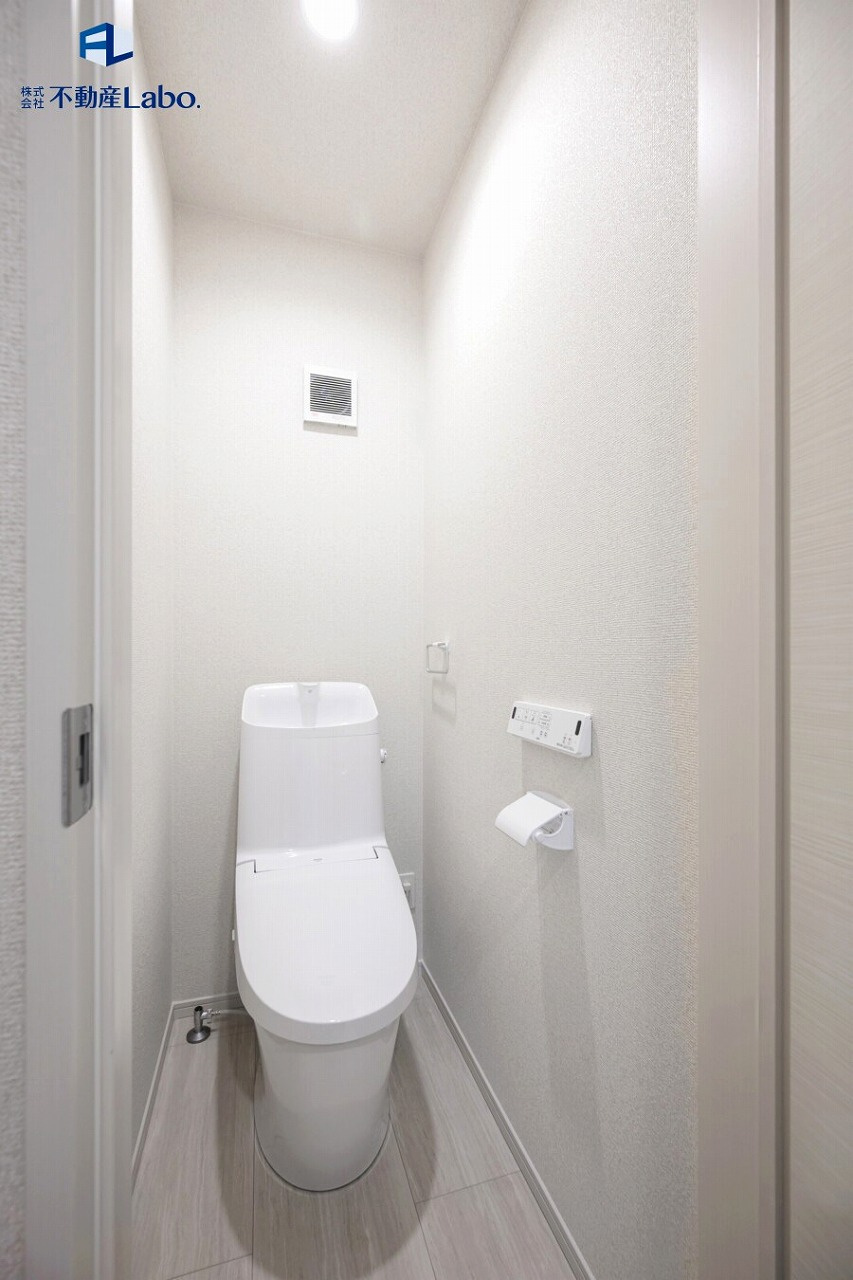 葵区水落町4期　　全1棟　のトイレ|しっかりECOの協力洗浄の超節水トイレです♪
環境にも、お財布にも優しい造りです