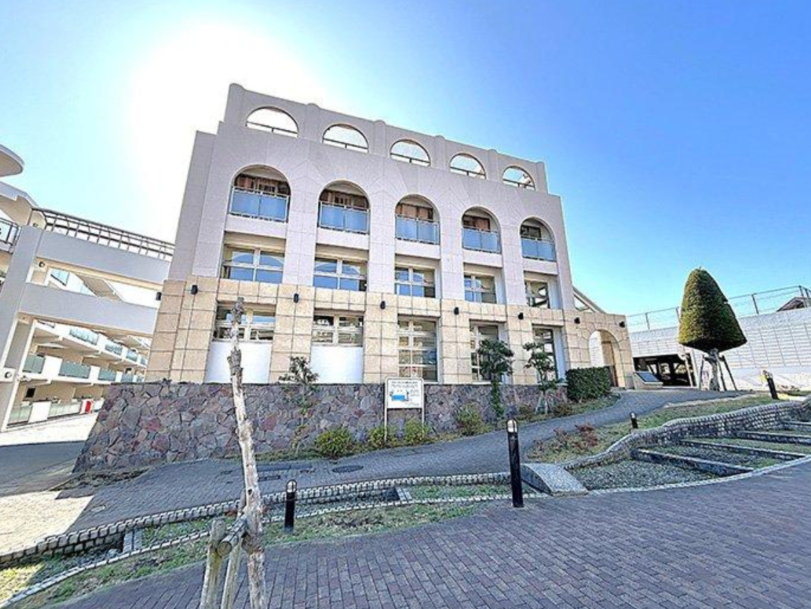 ライオンズヒルズ本郷台伍番館【仲介手数料無料】の外観