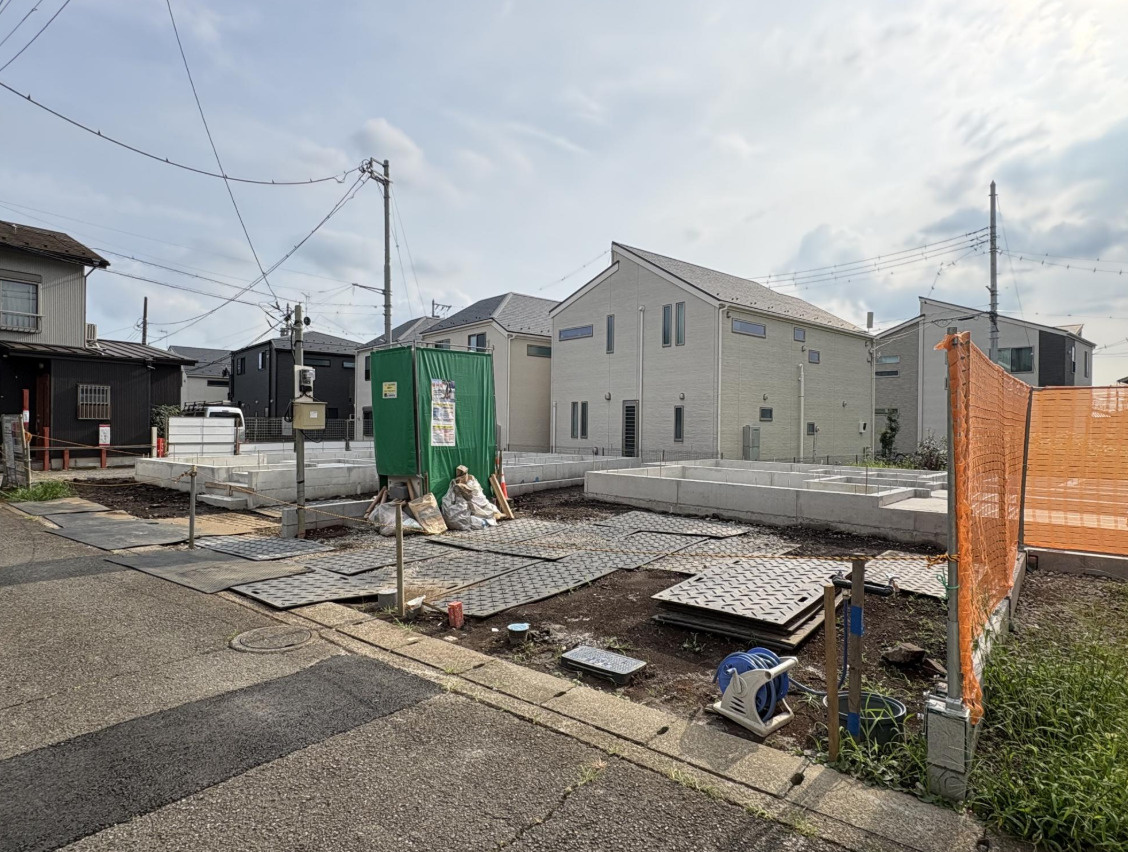 横浜市泉区中田西2丁目 新築戸建て【仲介手数料無料】カースペース3台の外観