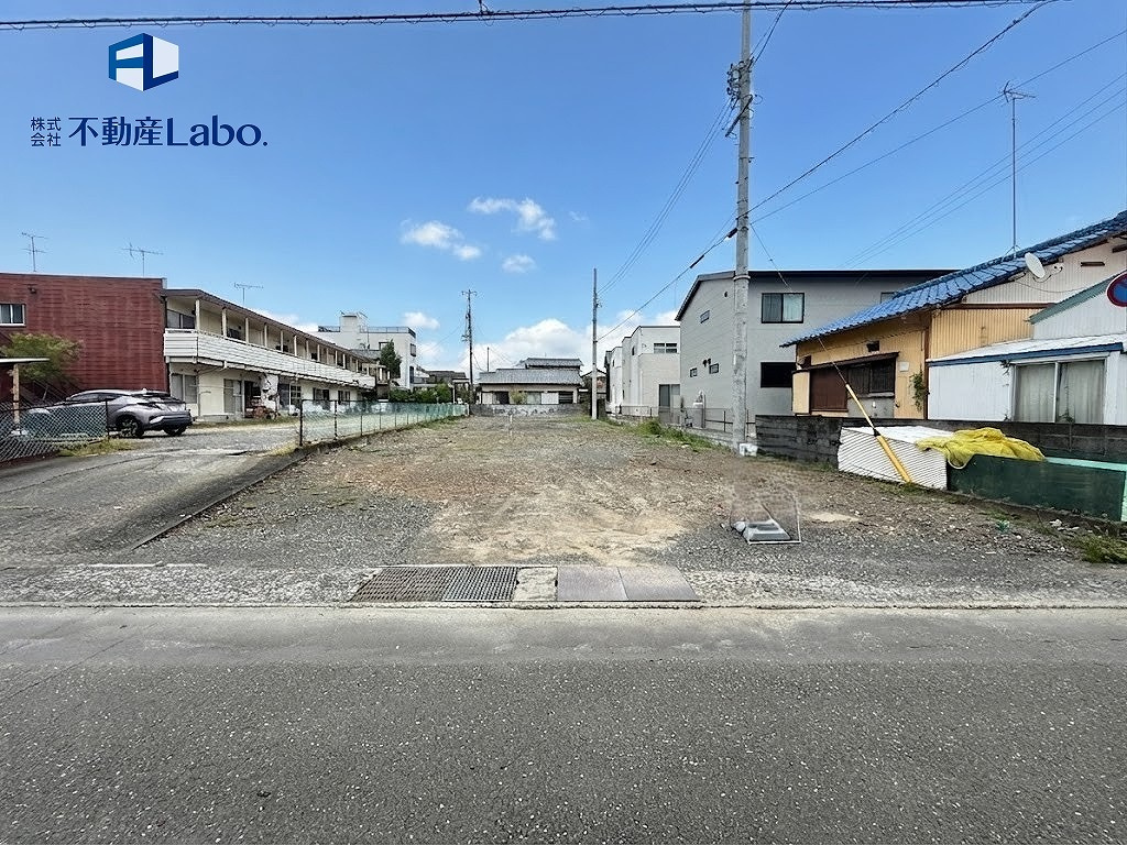 リーブルガーデン　駿河区向敷地4丁目2期　～全2棟～の前面道路含む現地写真|完成に向けて工事が着々と進行中♪
現地では建設の様子をご覧いただけます♪