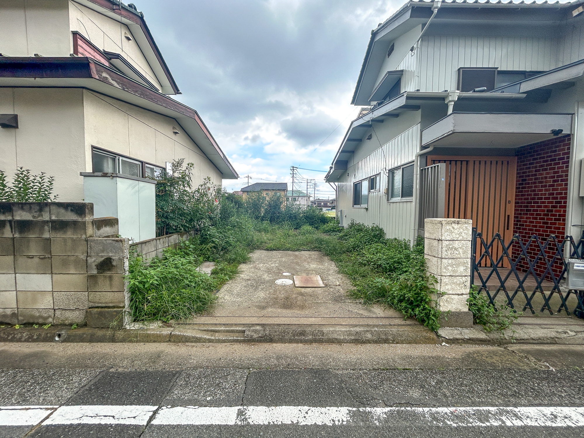 前橋市青柳町2期　中古住宅の駐車場|駐車2台可能です♪