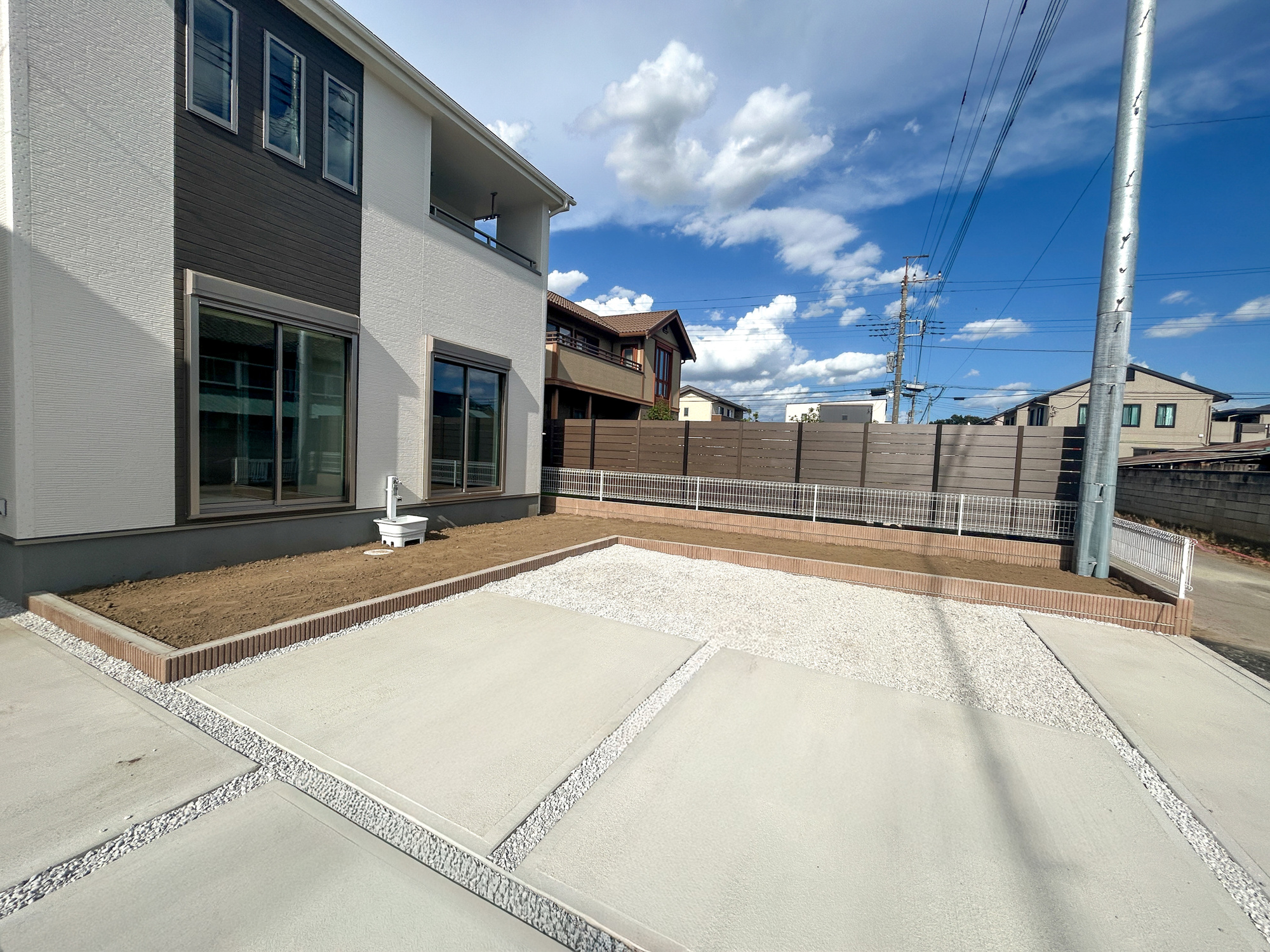 伊勢崎第3茂呂町　新築住宅全5棟の庭|お庭での家庭菜園・ガーデニングを通じて、お子様と一緒に育てていくと、思い出も増えていきそうですね♪