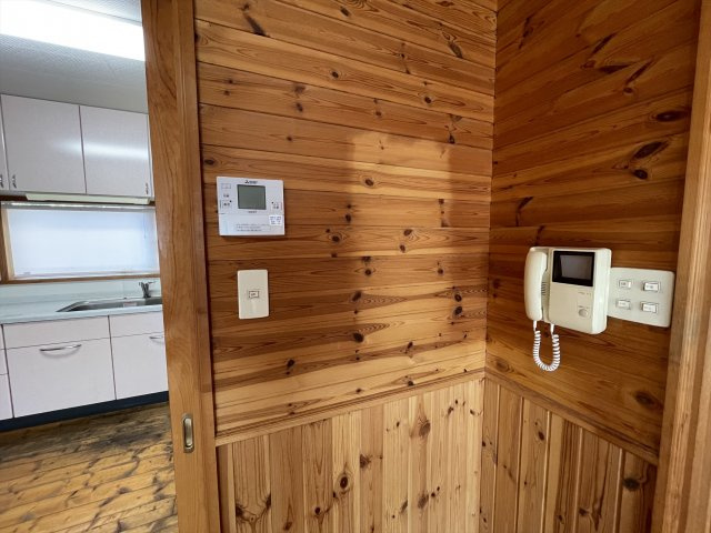 登別市若草町5丁目34-7　中古住宅の内装