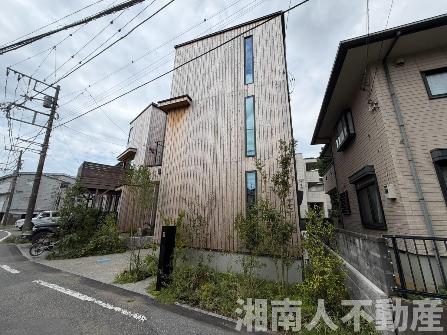 鎌倉市七里ガ浜１丁目新築戸建ての外観|外観は落ち着いています