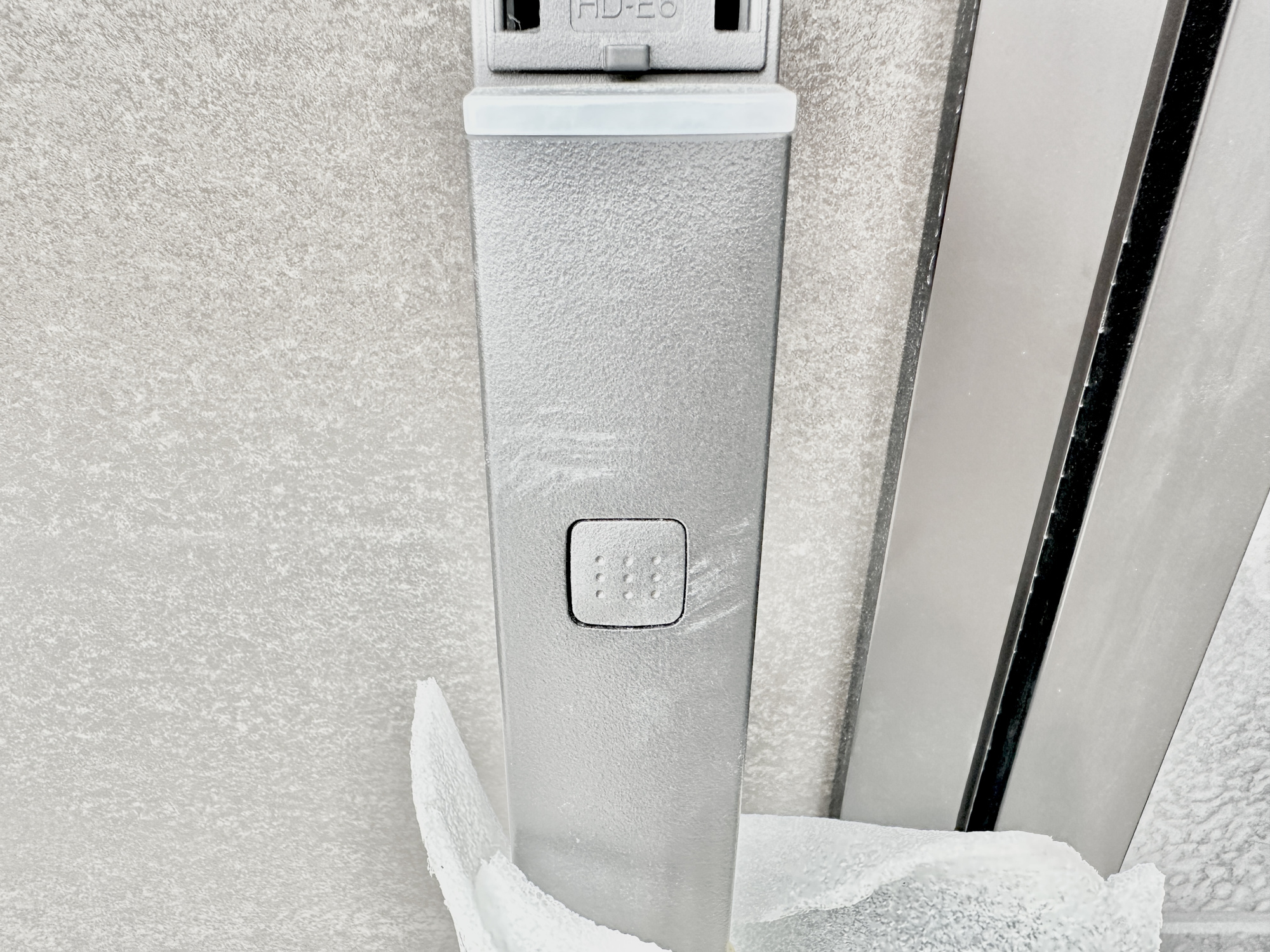 宇都宮市双葉５期　新築住宅全２棟の防犯設備|タッチ一つで鍵の開錠が可能なタッチキー付き♪ 毎日使うドアの開け閉めがとてもスムーズになります(^^♪