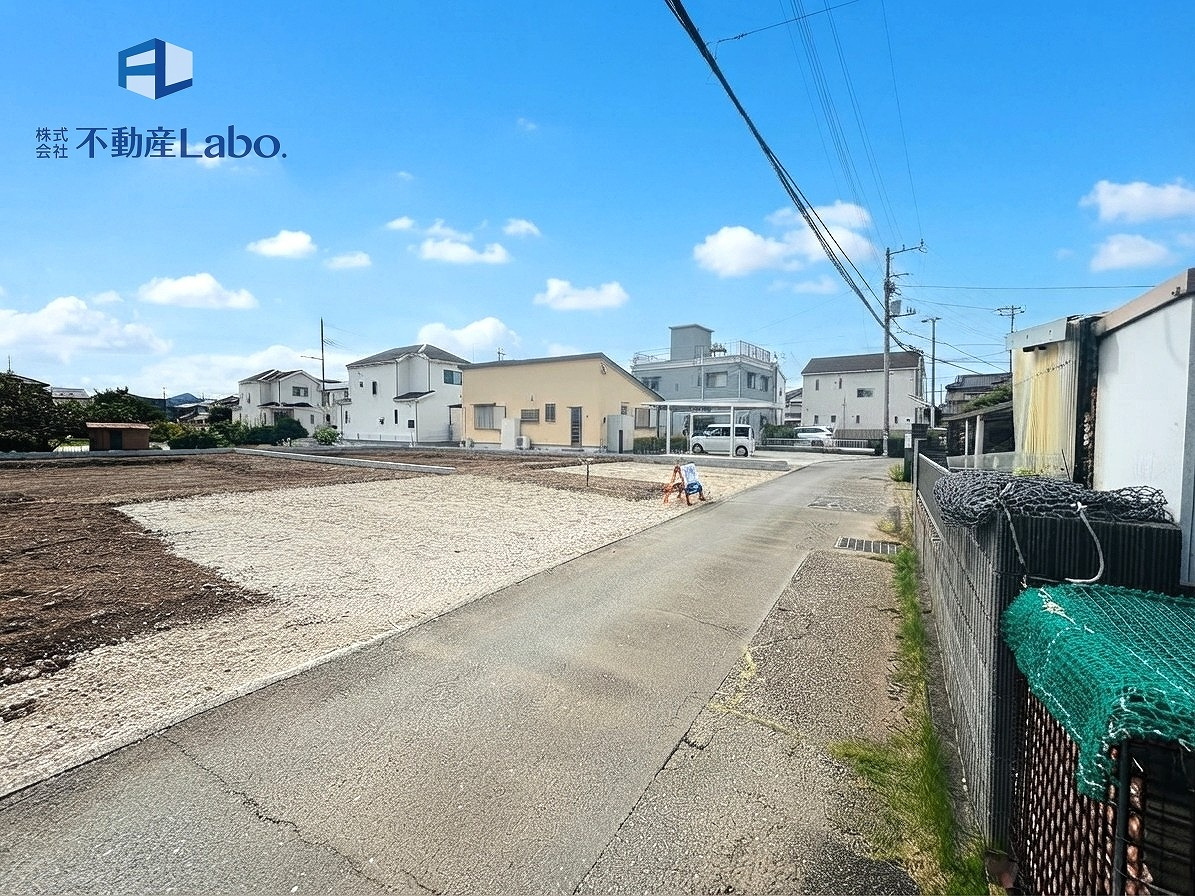 ハートフルタウン　沼津市大諏訪459番　全2棟　の前面道路含む現地写真|両棟とも「住宅性能評価書」を取得しています