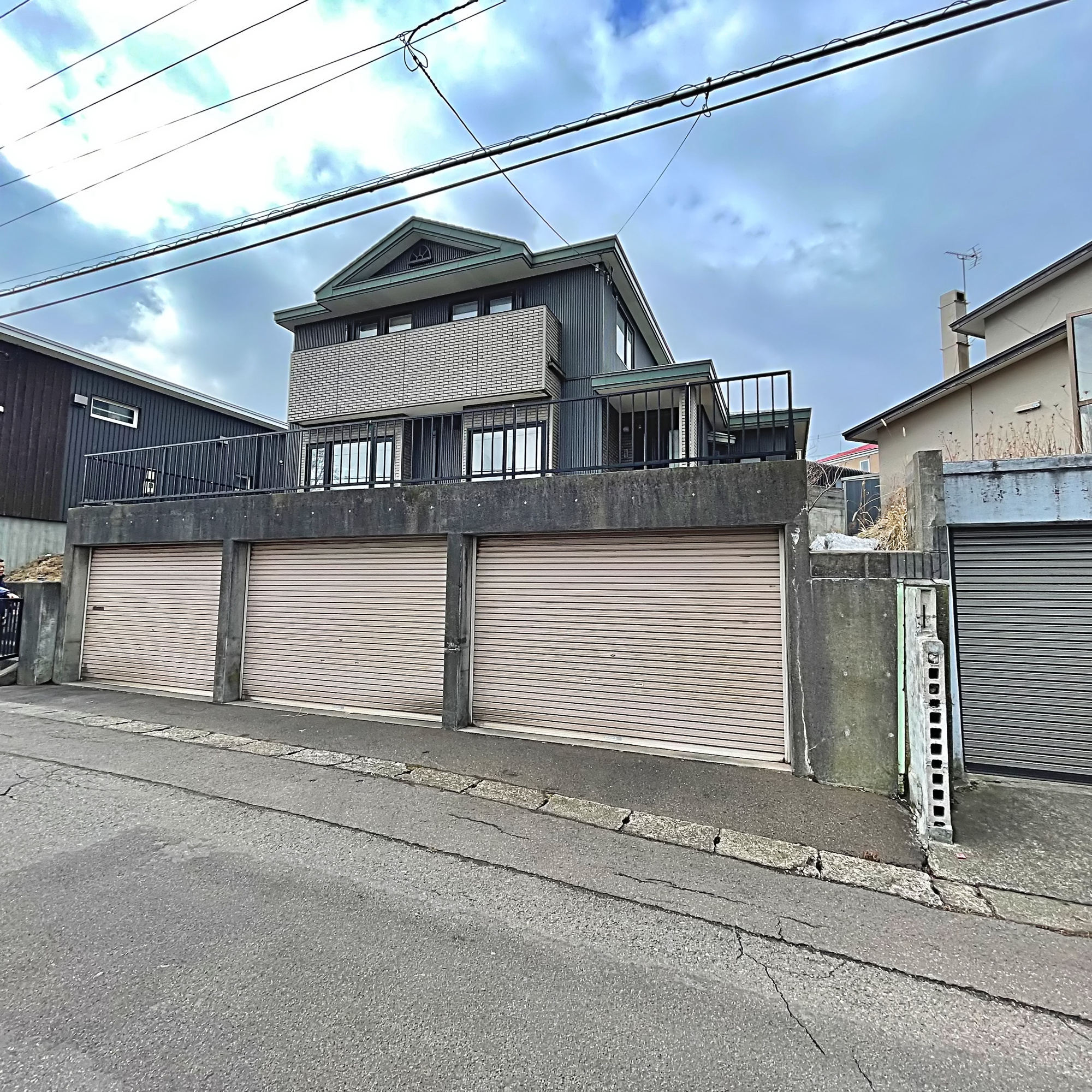 室蘭市絵鞆町2丁目22-16　中古住宅のその他共用部分