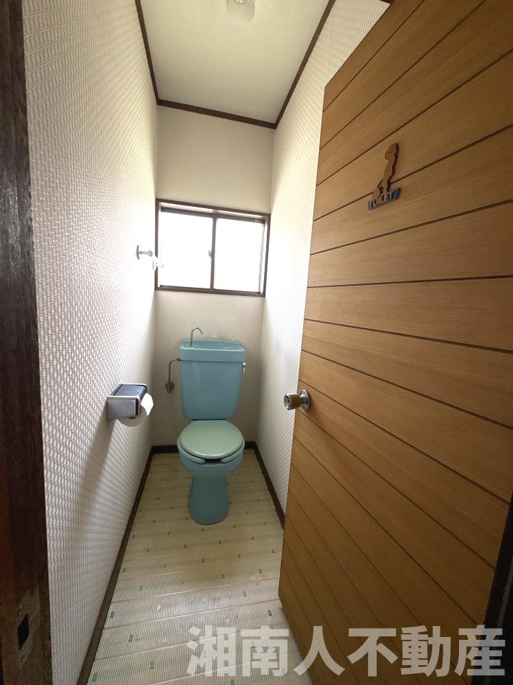 平塚市出縄　戸建のトイレ|落ち着いたトイレです