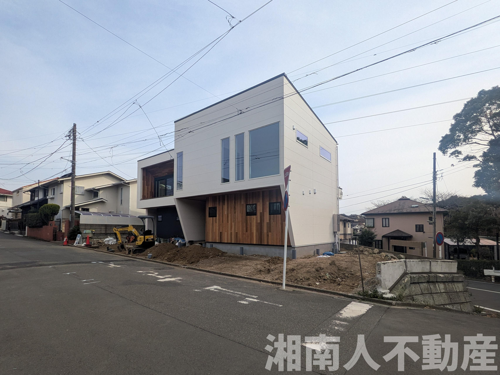 藤沢市片瀬山1丁目１４－１新築戸建ての前面道路含む現地写真|前面道路含む現地写真です